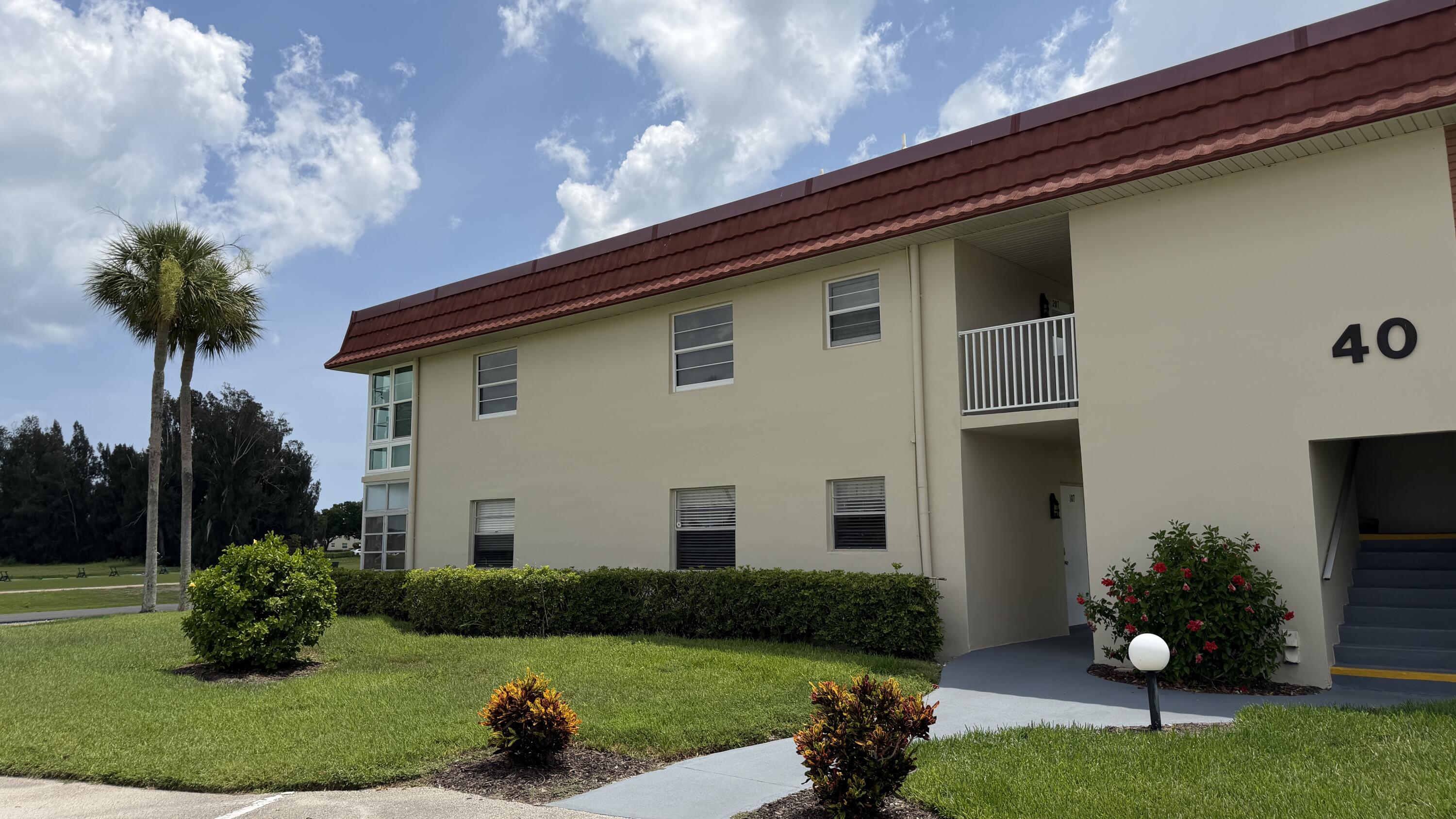 En Venta 40 WOODLAND Drive 105, Vero Beach, FL 32962, Vero Beach, FL 32962