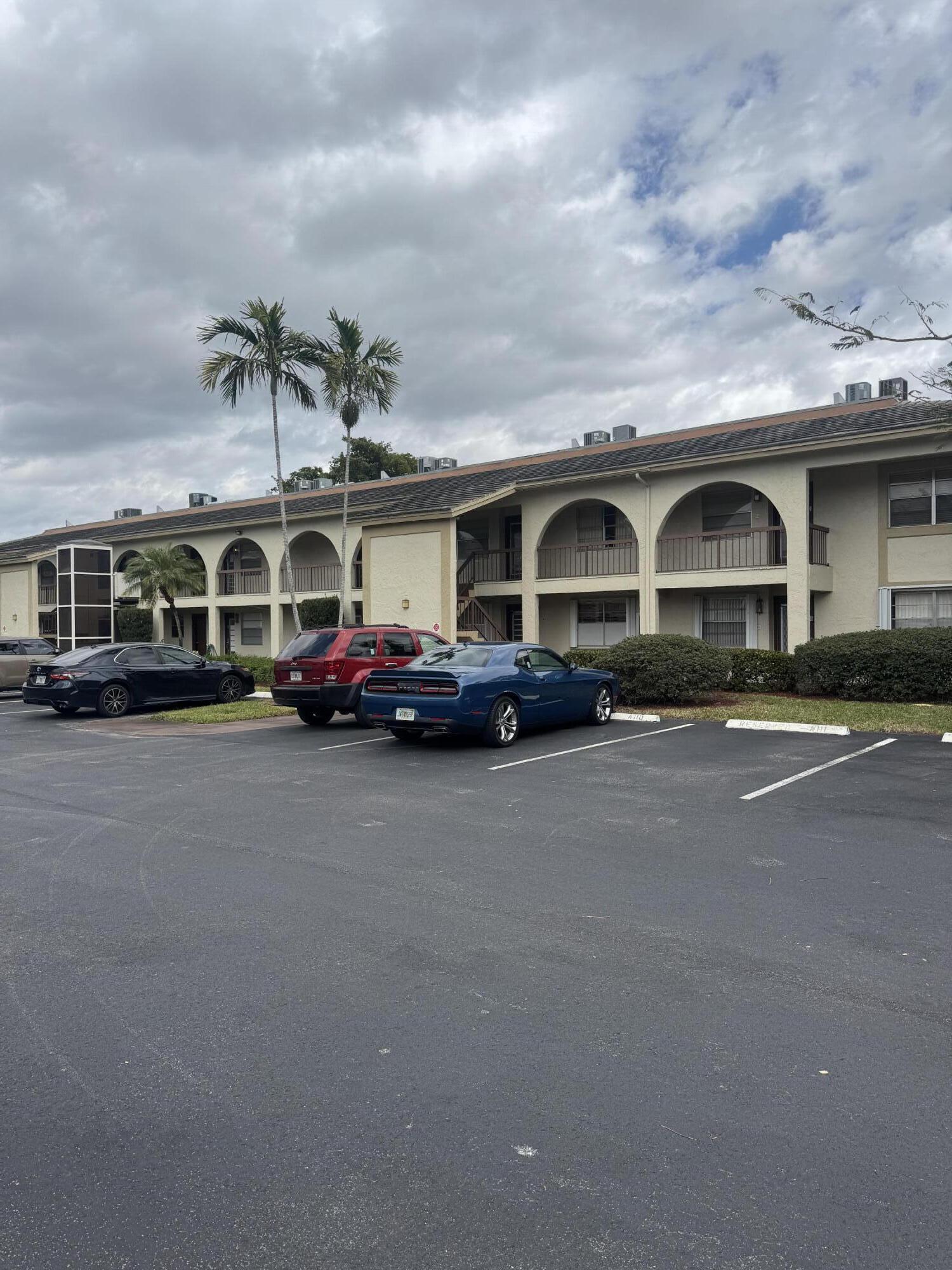 Foto de propiedad en 2601 NASSAU Bend C2, Coconut Creek, FL 33066 Coconut Creek con MLS# 