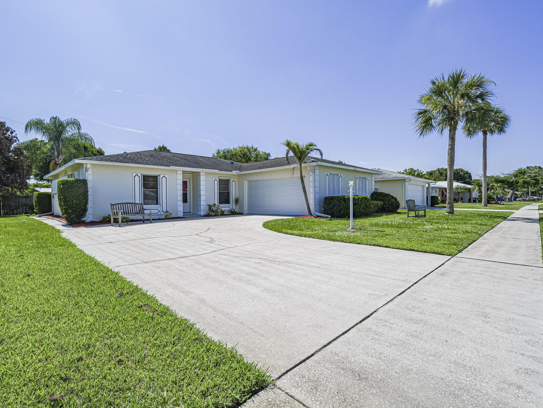 Foto de propiedad en 660 26TH Court, Vero Beach, FL 32962 Vero Beach con MLS# 