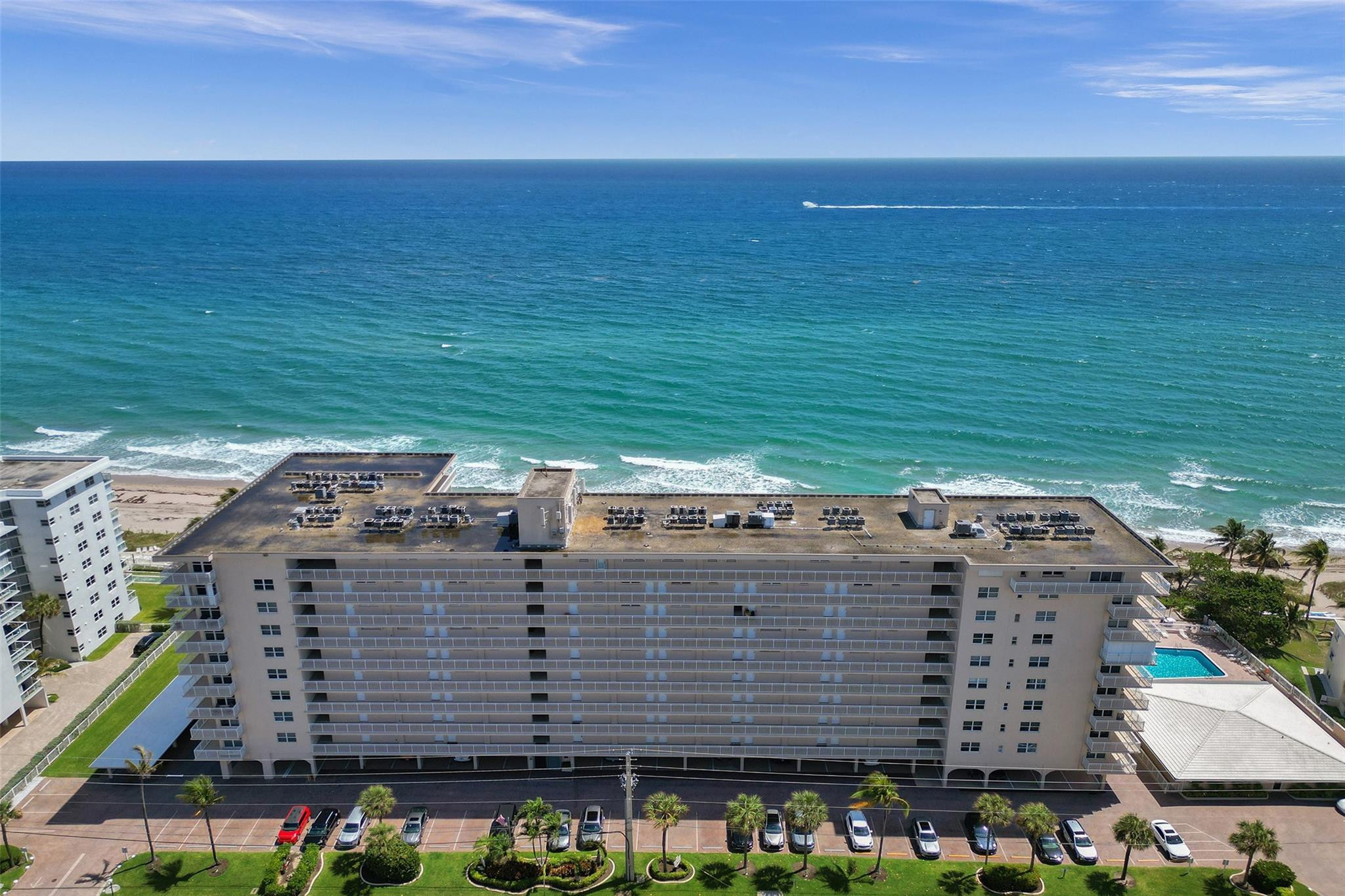 Foto de propiedad en 1051 Hillsboro Mile 809E, Hillsboro Beach, FL 33062 Hillsboro Beach con MLS# 