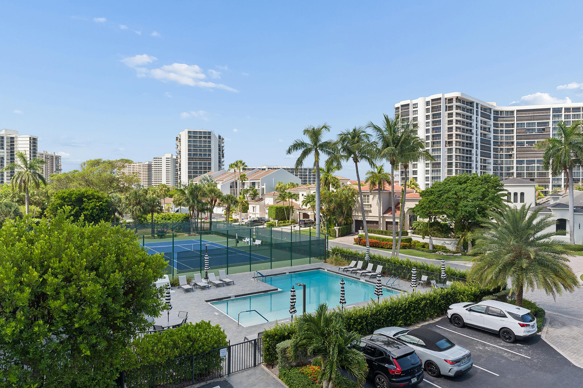 Foto de propiedad en 4600 S Ocean Boulevard 301, Highland Beach, FL 33487 Highland Beach con MLS# 