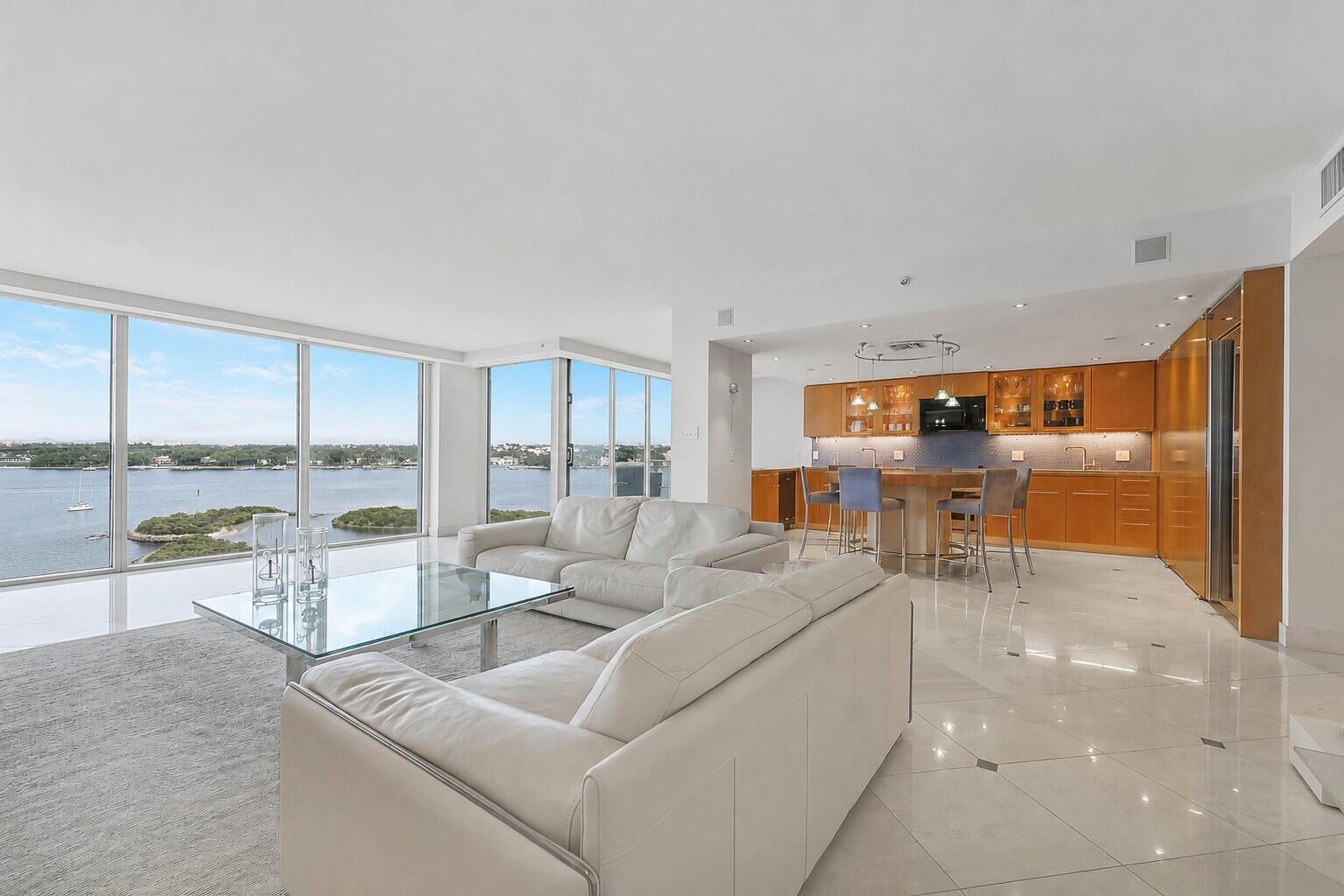 En Venta 529 S Flagler Drive 24E, West Palm Beach, FL 33401, West Palm Beach, FL 33401