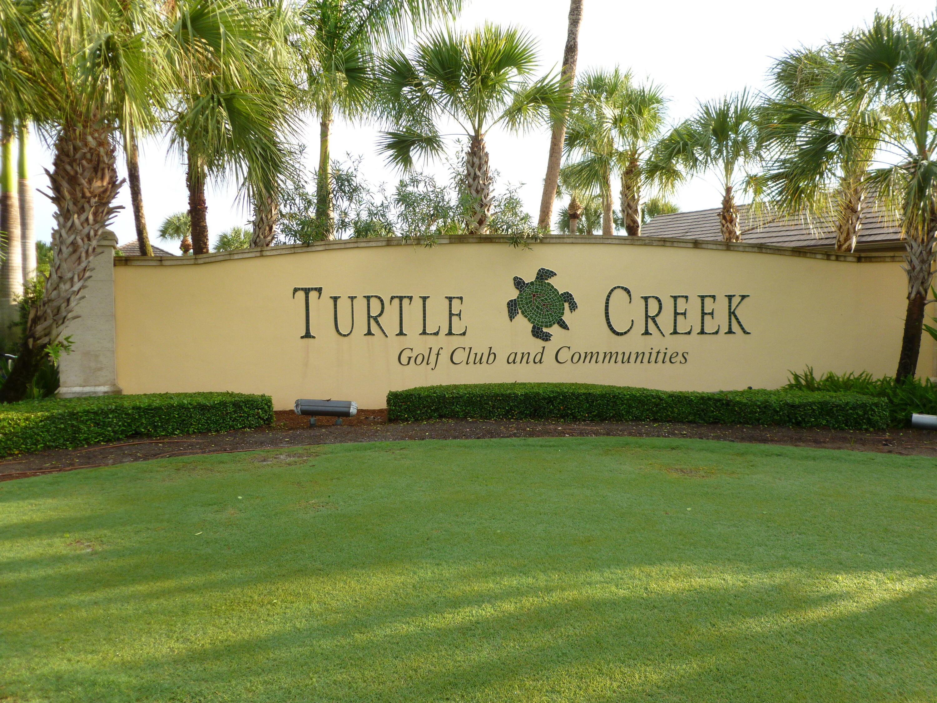 Foto de propiedad en 20 SE Turtle Creek Drive Apt F, Tequesta, FL 33469 Tequesta con MLS# 