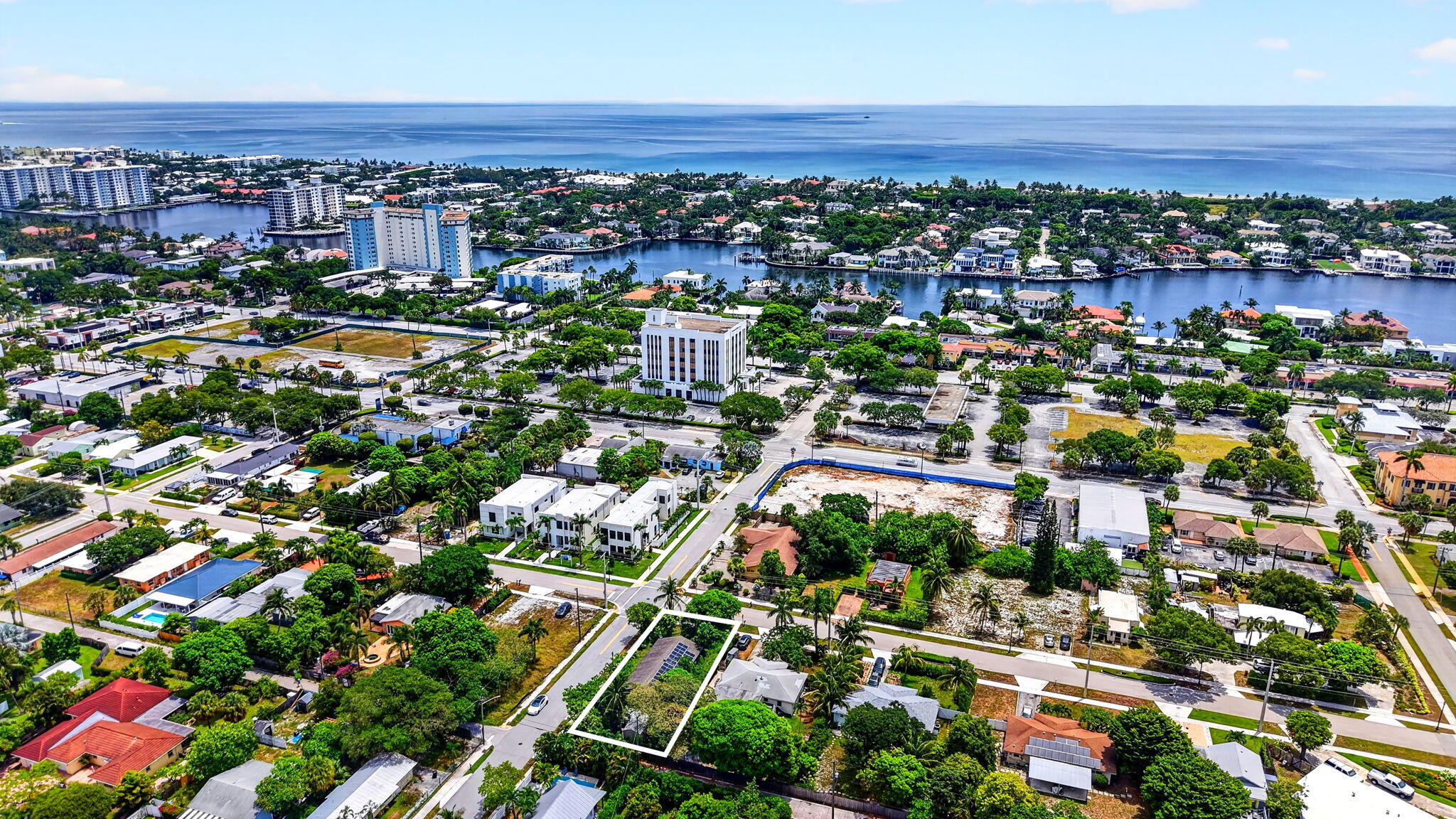 En Venta 310 SE 8TH Street, Delray Beach, FL 33483, Delray Beach, FL 33483