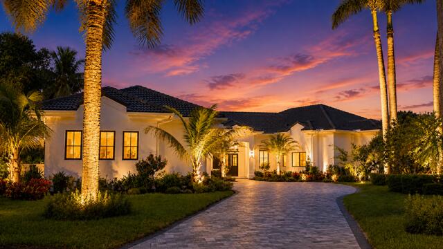 Foto de propiedad en 2525 Seminole Circle, West Palm Beach, FL 33409 West Palm Beach con MLS# 