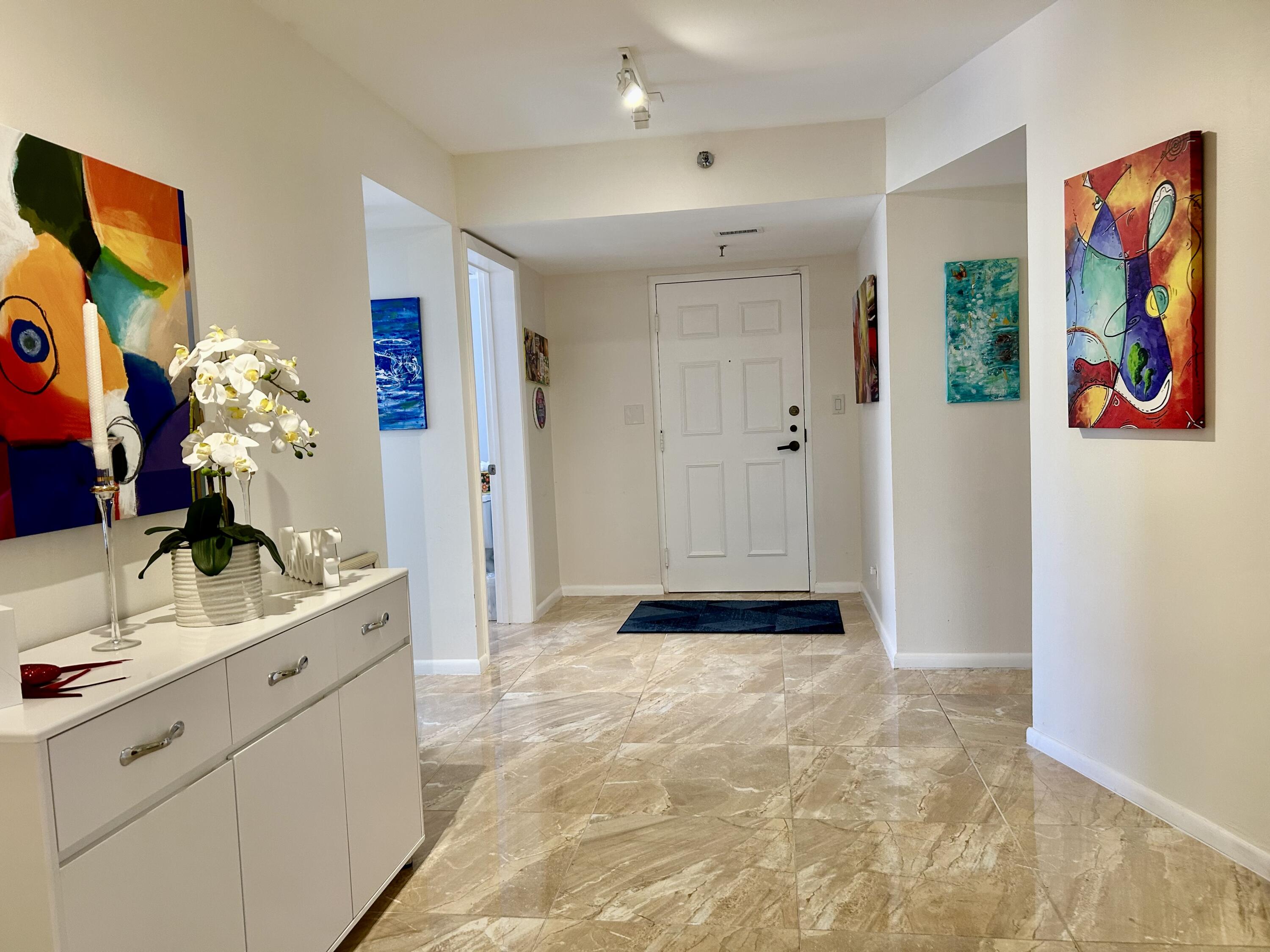 Foto de propiedad en 7568 Regency Lake Drive 602, Boca Raton, FL 33433 Boca Raton con MLS# 