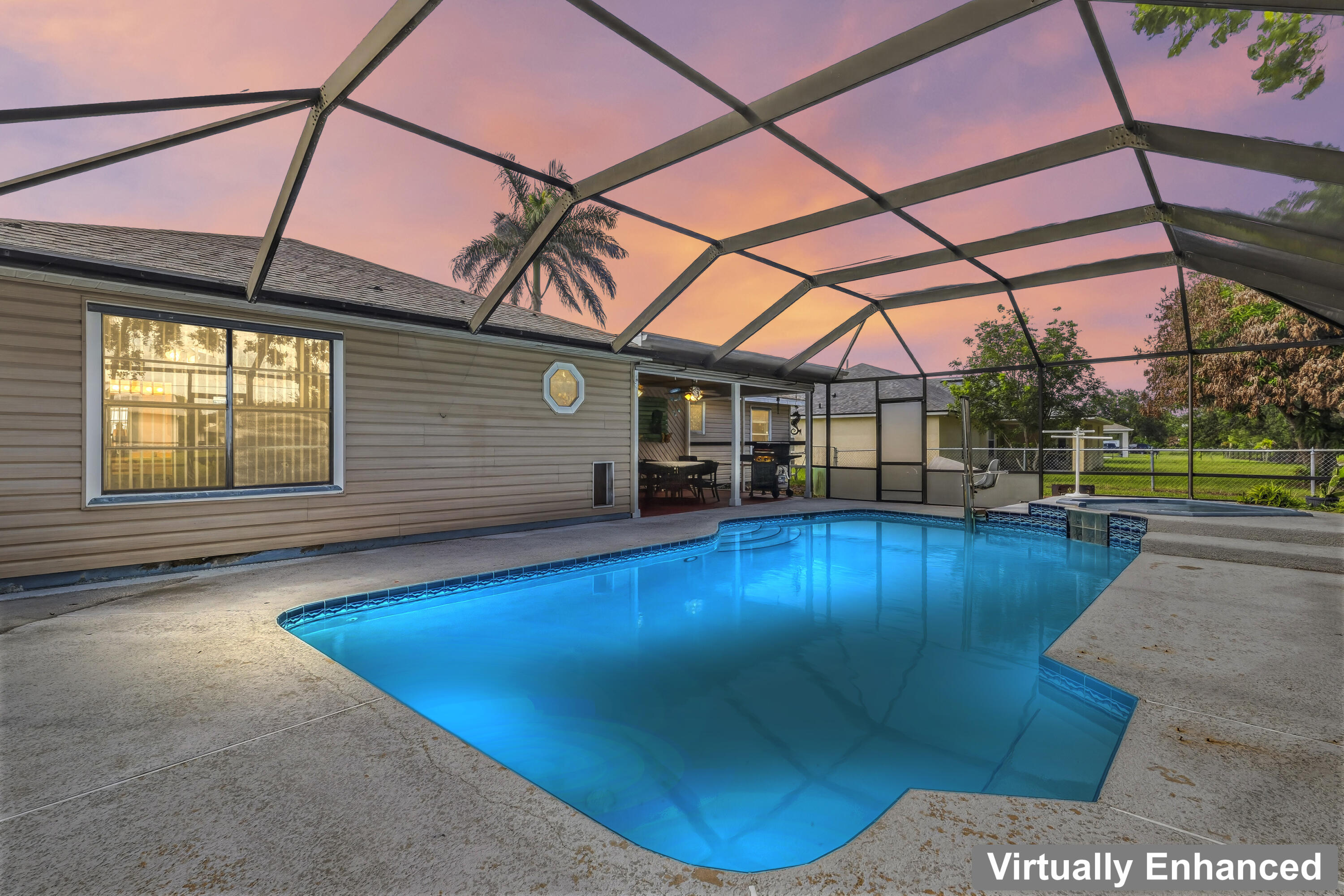 Foto de propiedad en 2081 SE SOUTH BUTTONWOOD Drive, Port St. Lucie, FL 34952 Port St. Lucie con MLS# 