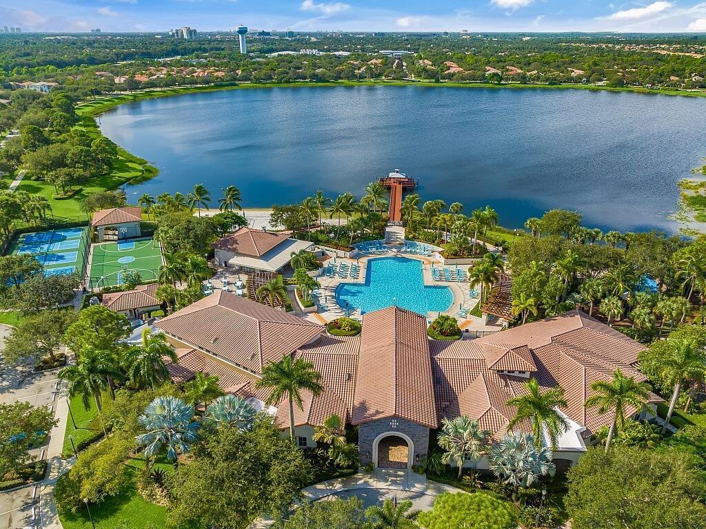 Foto de propiedad en 631 MOONDANCER Court, Palm Beach Gardens, FL 33410 Palm Beach Gardens con MLS# 