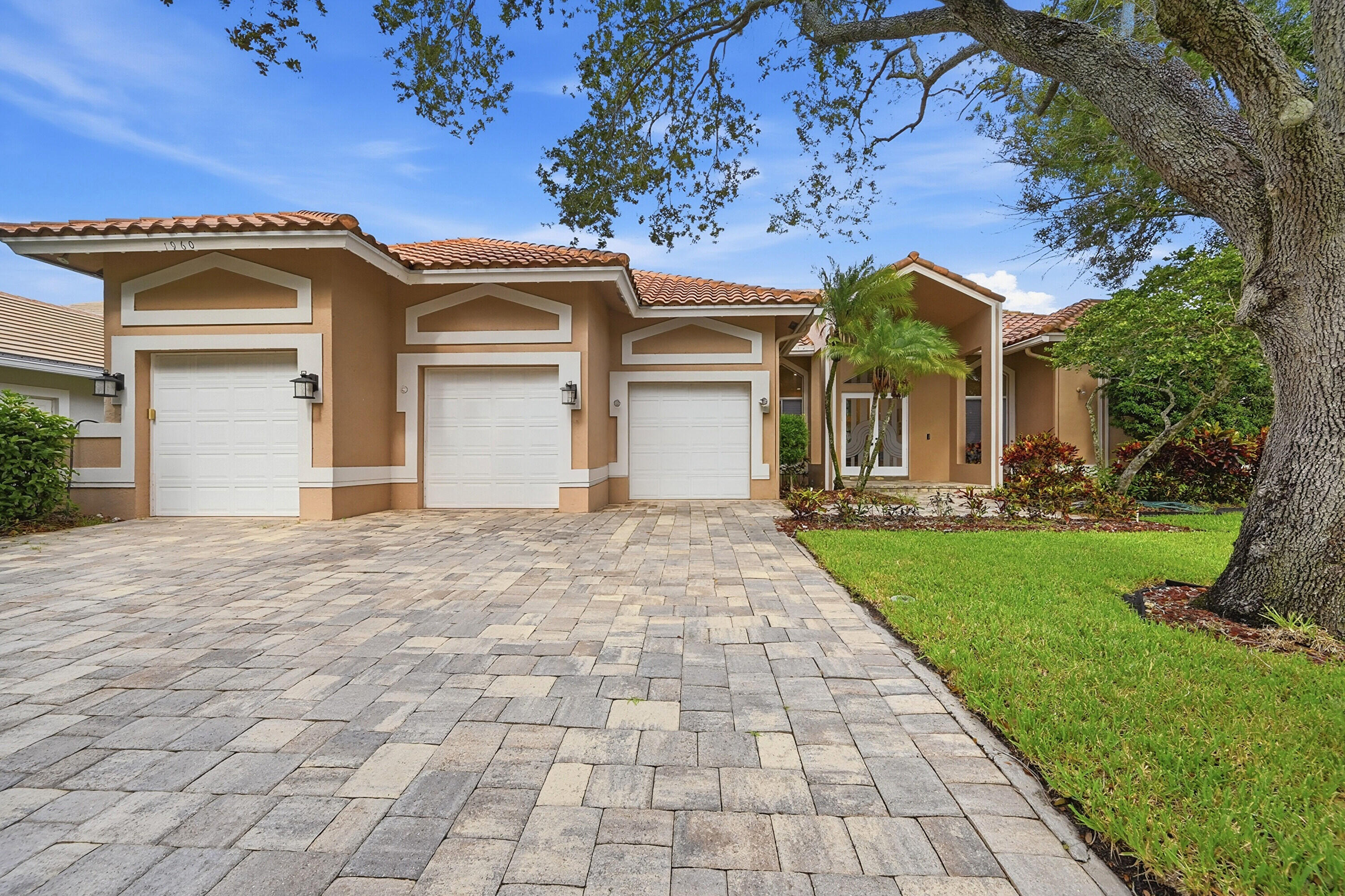 En Venta 1960 HARTFORD Way, Coral Springs, FL 33071, Coral Springs, FL 33071