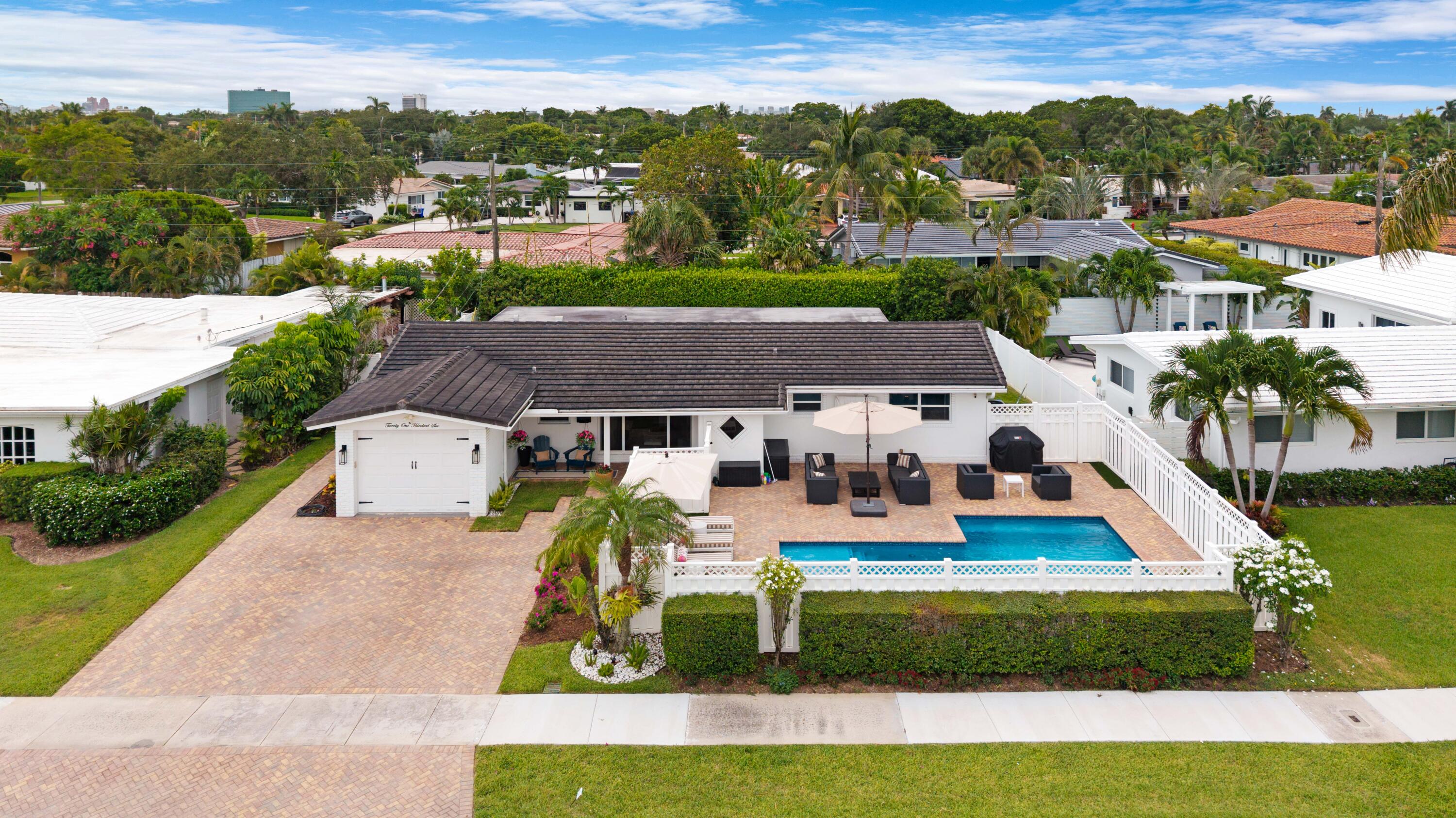 Foto de propiedad en 2106 NE 60TH Street, Fort Lauderdale, FL 33308 Fort Lauderdale con MLS# 