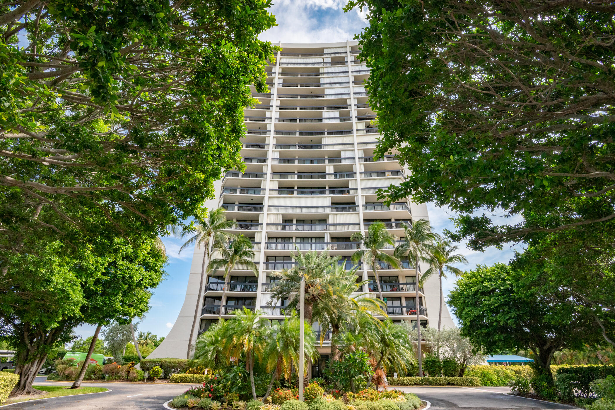 En Venta 2400 PRESIDENTIAL Way 1505, West Palm Beach, FL 33401, West Palm Beach, FL 33401