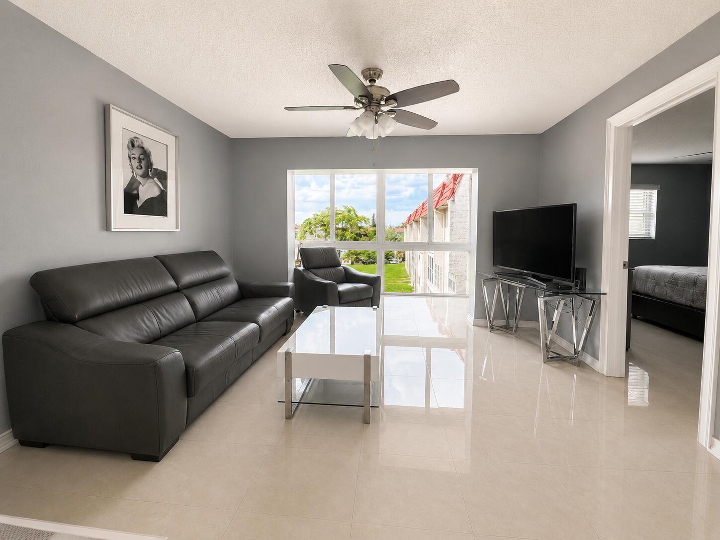 Foto de propiedad en 2951 E SUNRISE LAKES 312, Sunrise, FL 33322 Sunrise con MLS# 