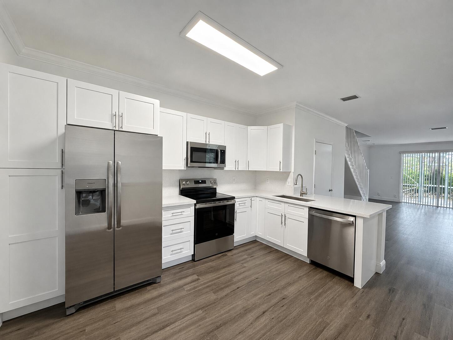 Foto de propiedad en 3660 San Simeon Circle, Weston, FL 33331 Weston con MLS# 
