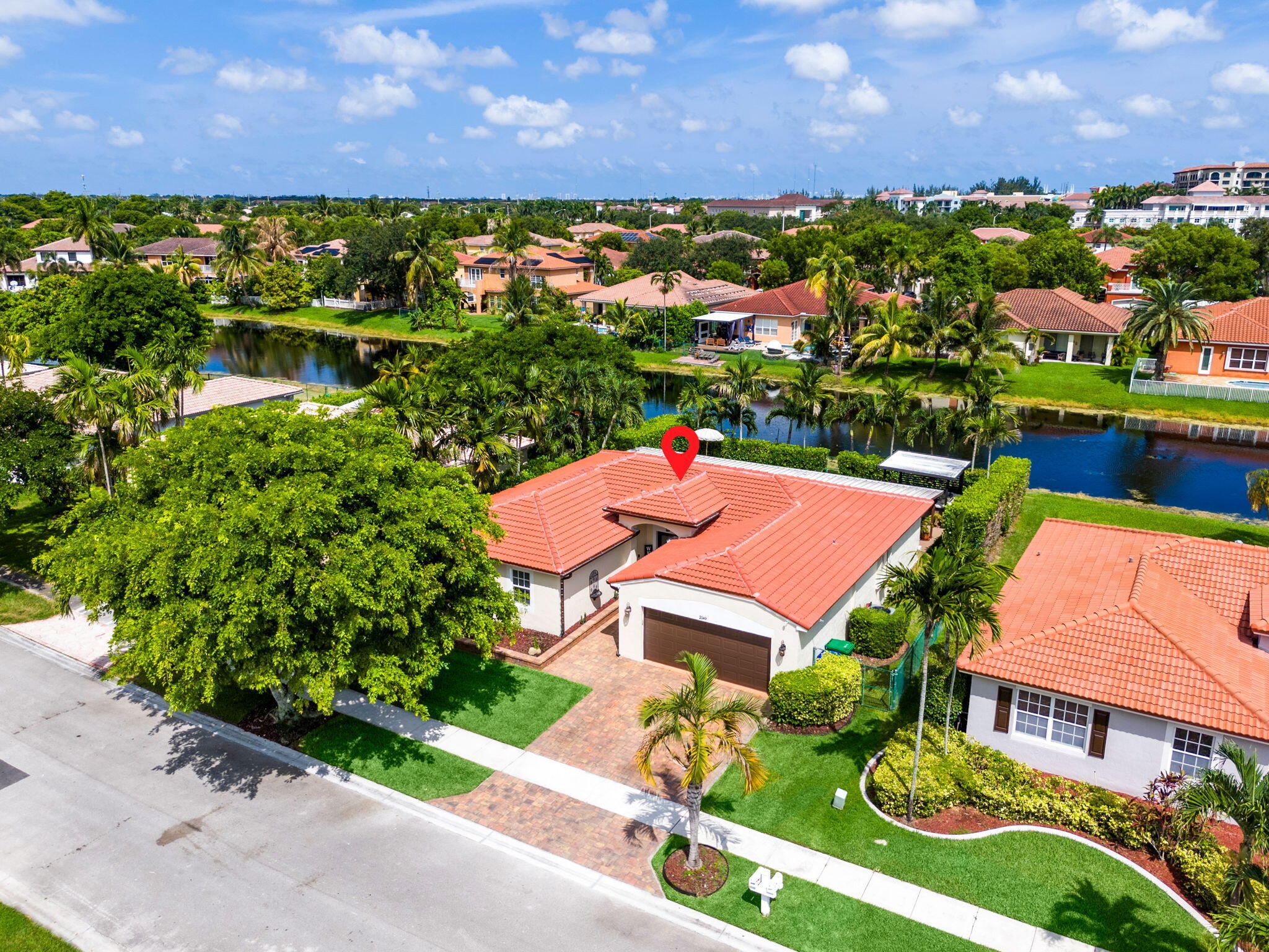 Foto de propiedad en 2149 SW 119th Avenue, Miramar, FL 33025 Miramar con MLS# 