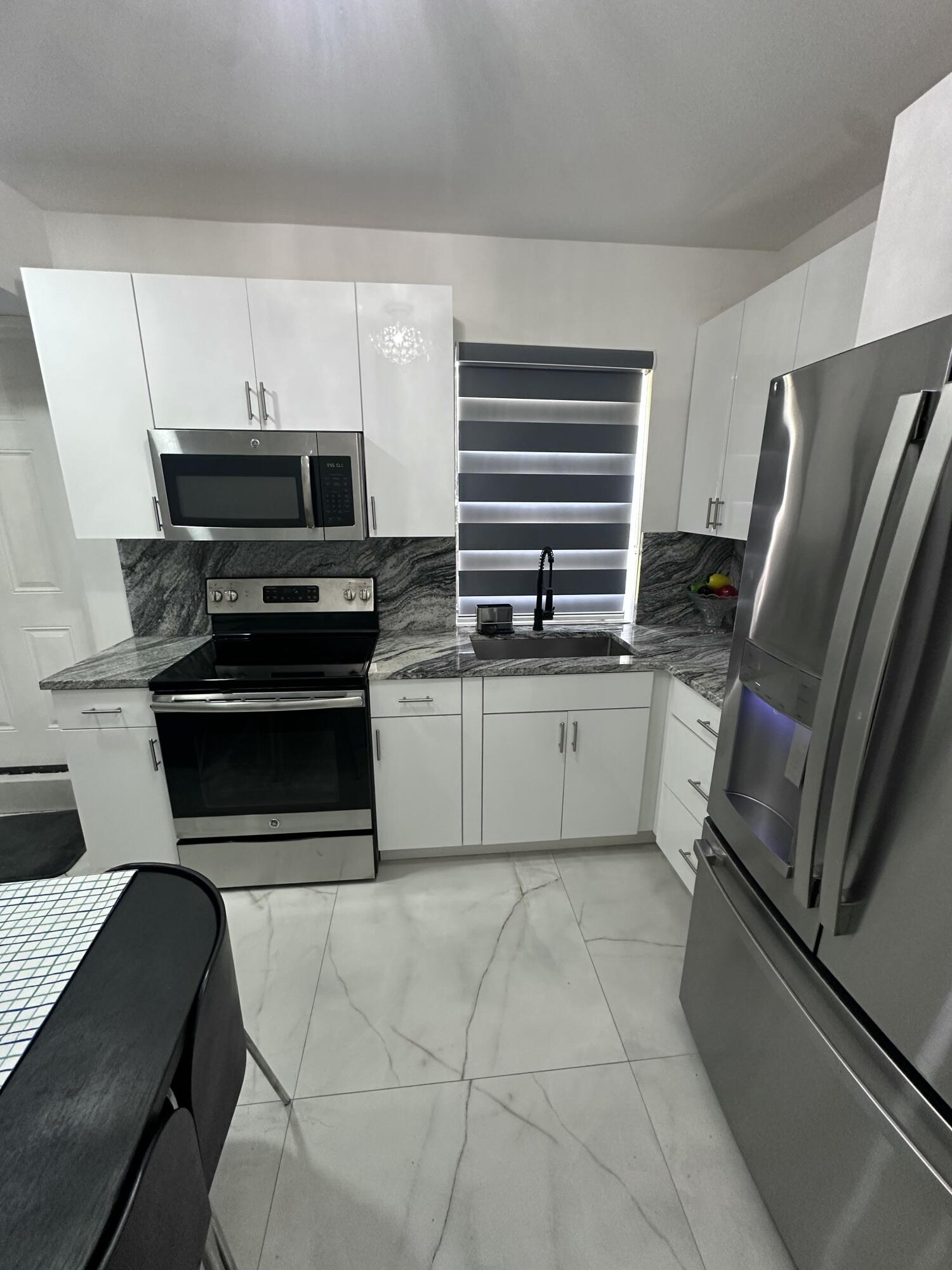 En Renta 13127 83rd Lane N, West Palm Beach, FL 33412, West Palm Beach, FL 33412