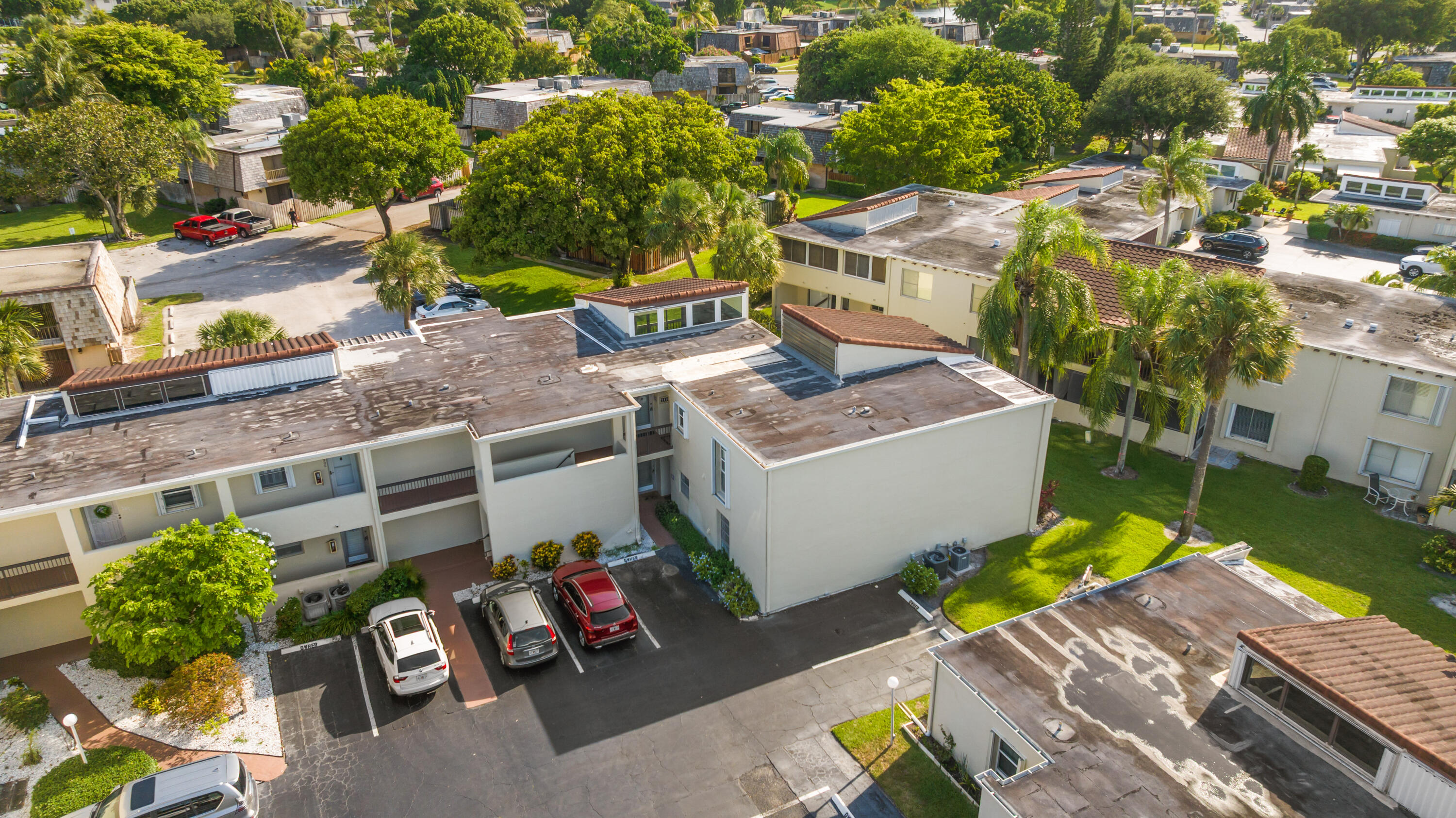 En Venta 2540 BOUNDBROOK Boulevard 110, Palm Springs, FL 33406, Palm Springs, FL 33406