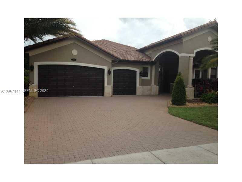 Foto de propiedad en 19080 SW 24th Street, Miramar, FL 33029 Miramar con MLS# 