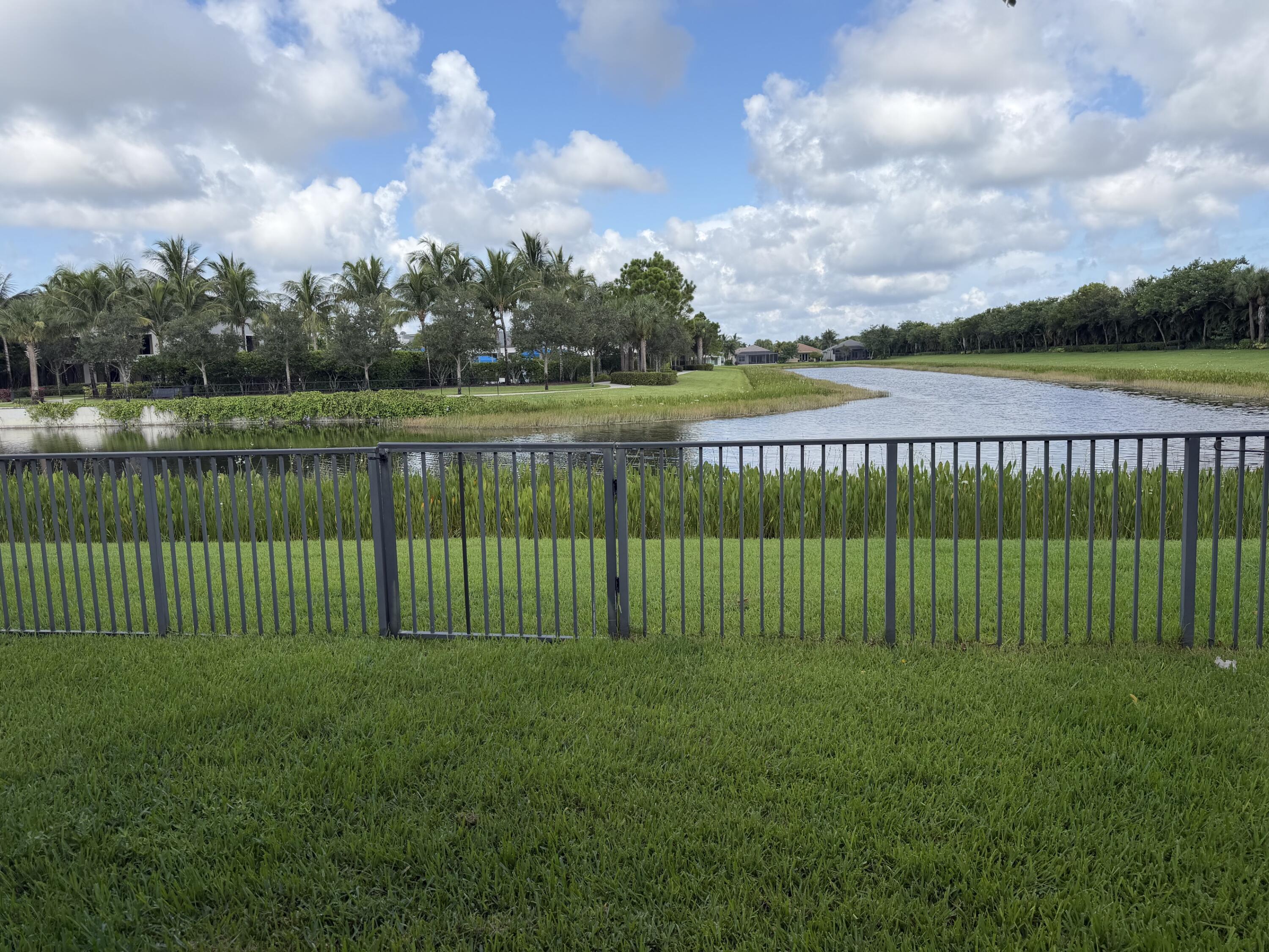Foto de propiedad en 12600 Copper Mountain Pass, Boynton Beach, FL 33473 Boynton Beach con MLS# 