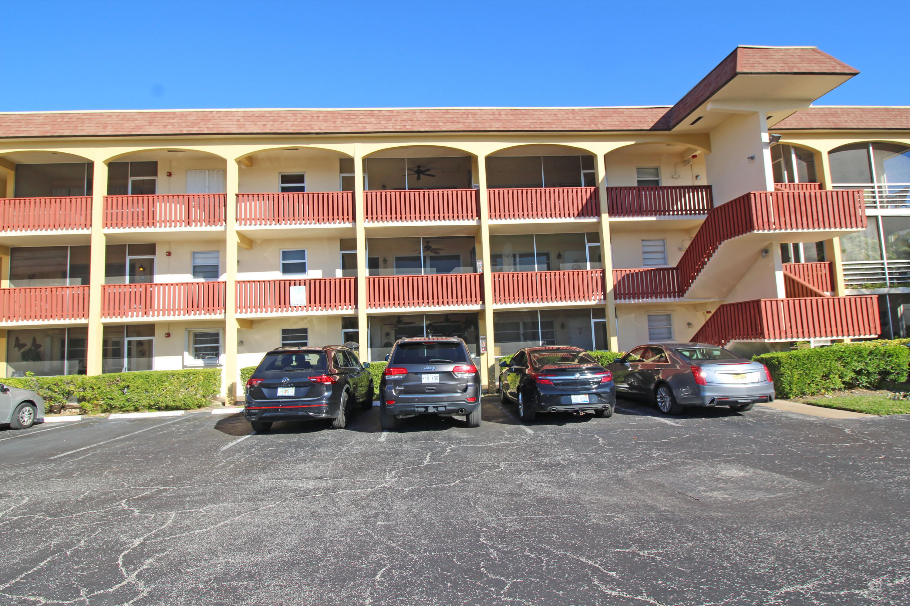 En Venta 651 PINE Drive 101, Pompano Beach, FL 33060, Pompano Beach, FL 33060
