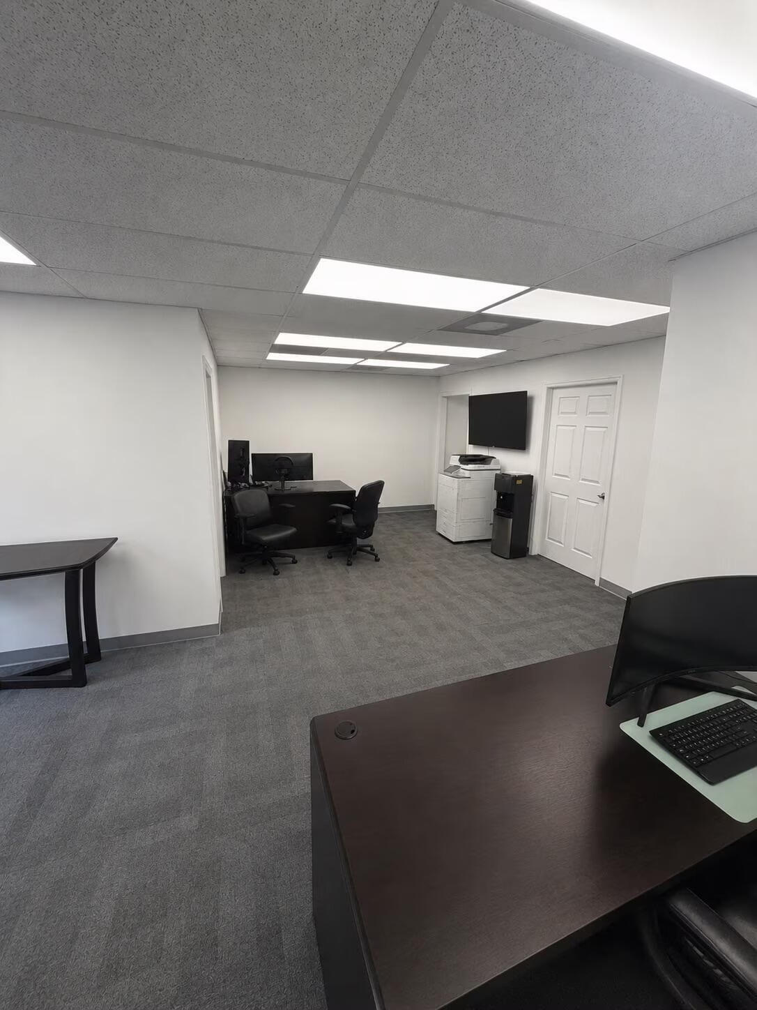 Foto de propiedad en 4100 N POWERLINE Road G1-G5, Deerfield Beach, FL 33073 Deerfield Beach con MLS# 