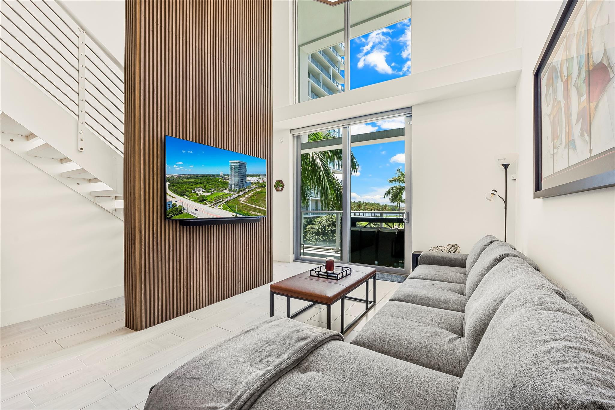 Foto de propiedad en 2000 METROPICA Way 216, Sunrise, FL 33323 Sunrise con MLS# 