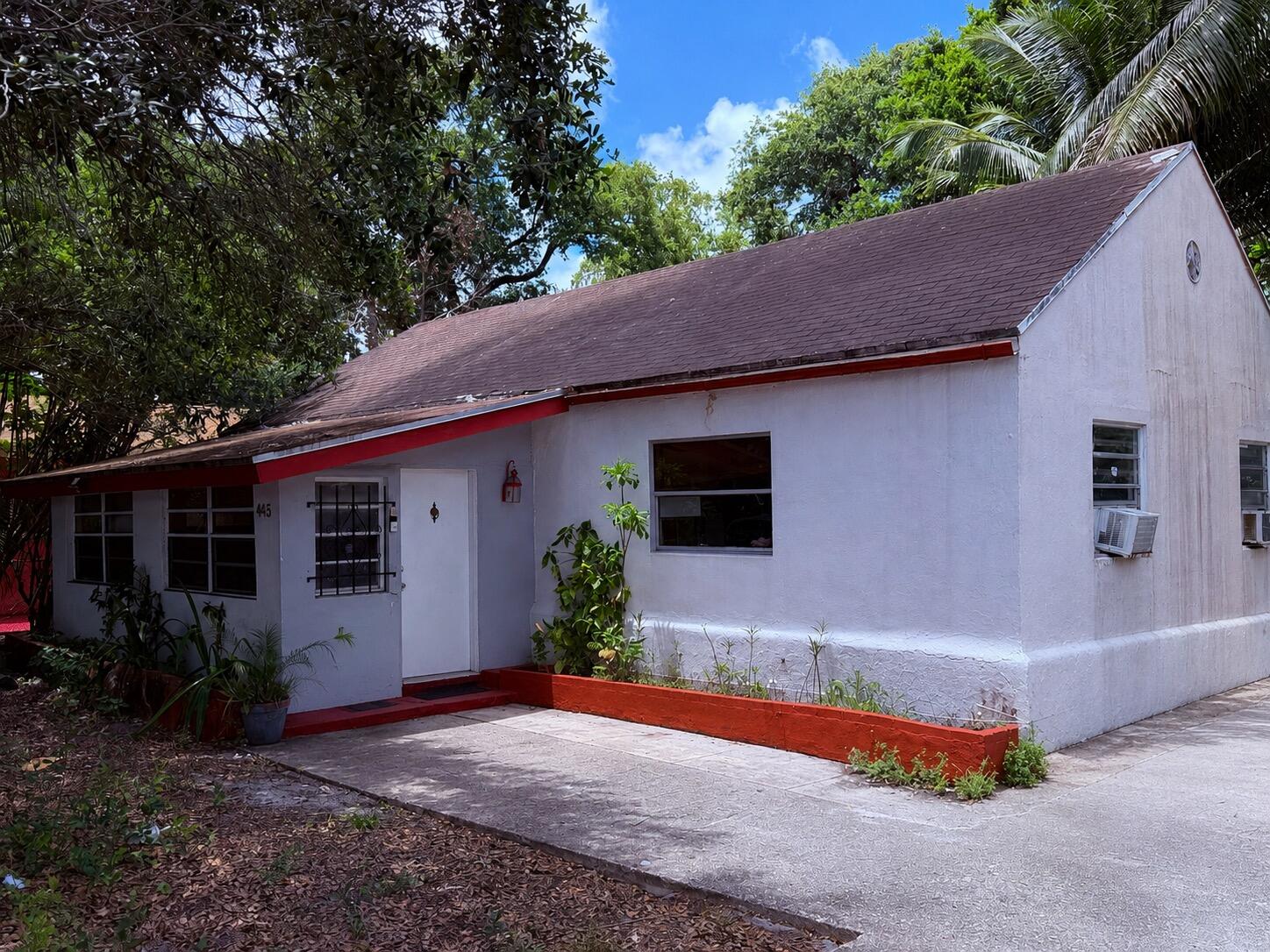 En Venta 445 NE 163RD Street, Miami, FL 33162, Miami, FL 33162