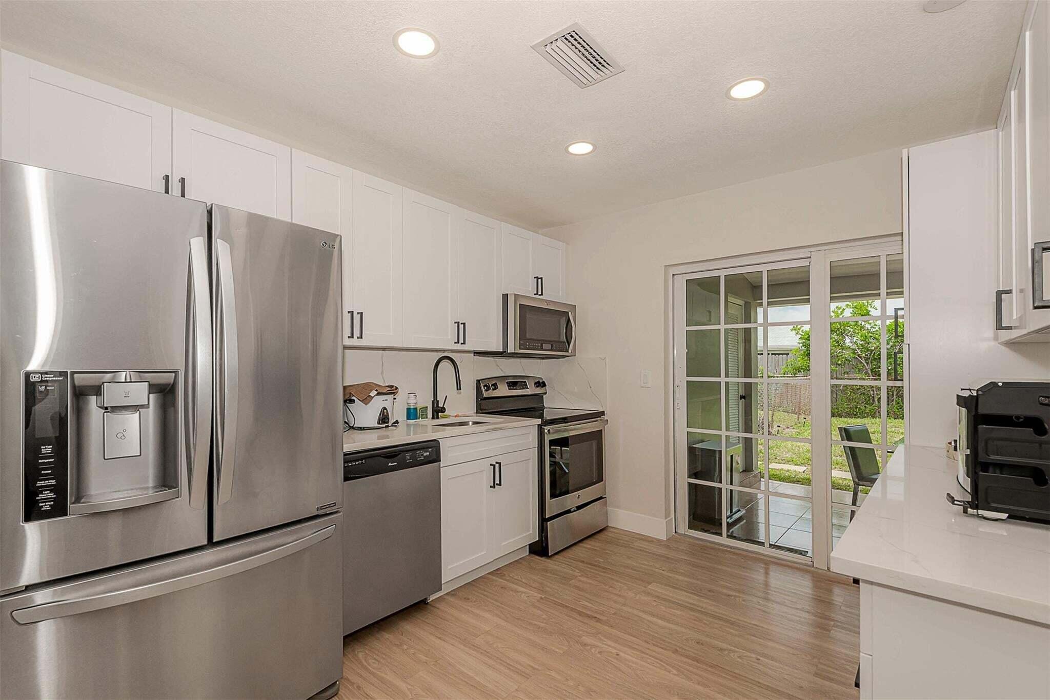 Foto de propiedad en 1449 SE 4TH Avenue 1449, Deerfield Beach, FL 33441 Deerfield Beach con MLS# 