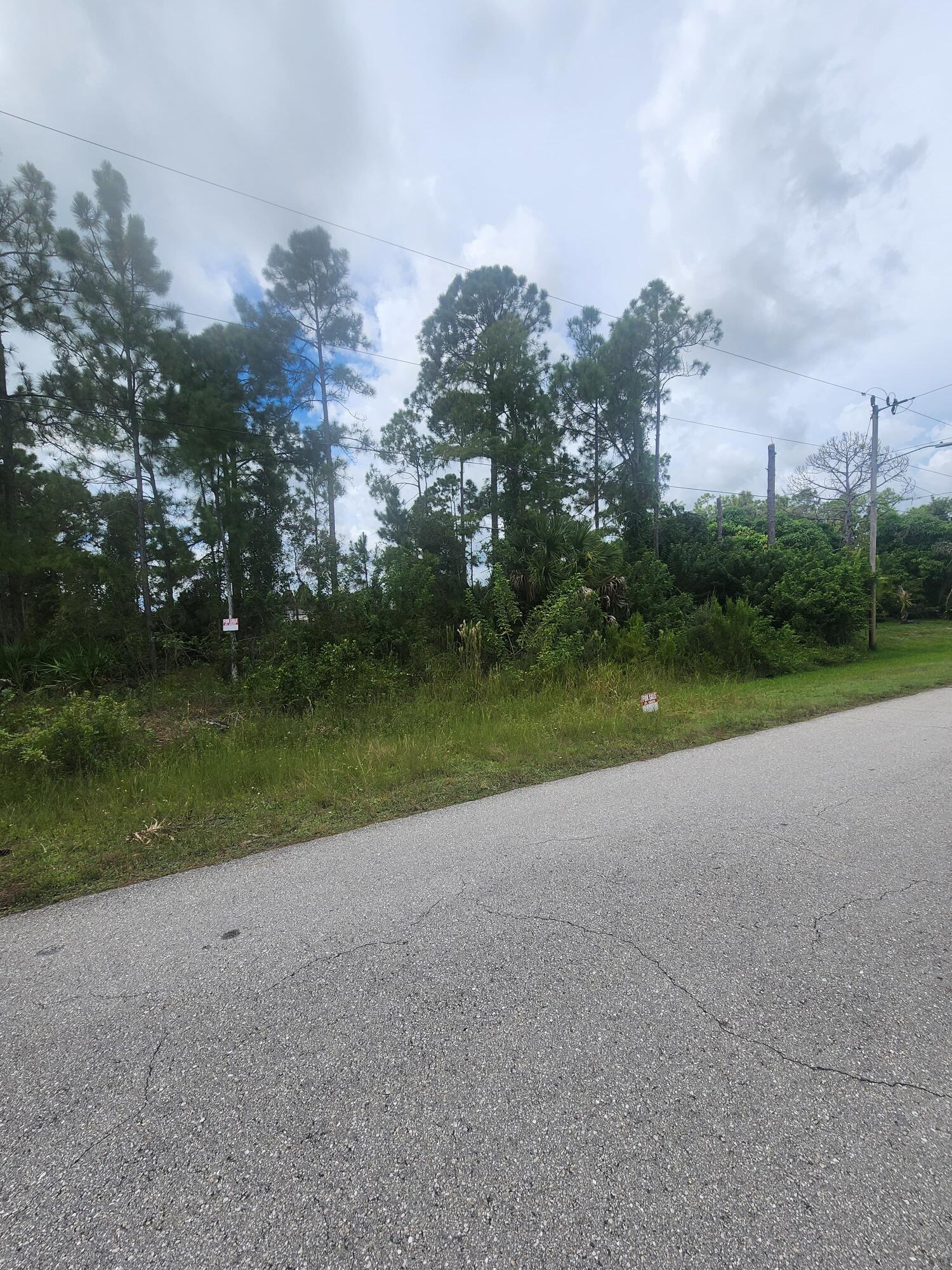 En Venta 530 AMES Street E, Lehigh Acres, FL 33974, Lehigh Acres, FL 33974