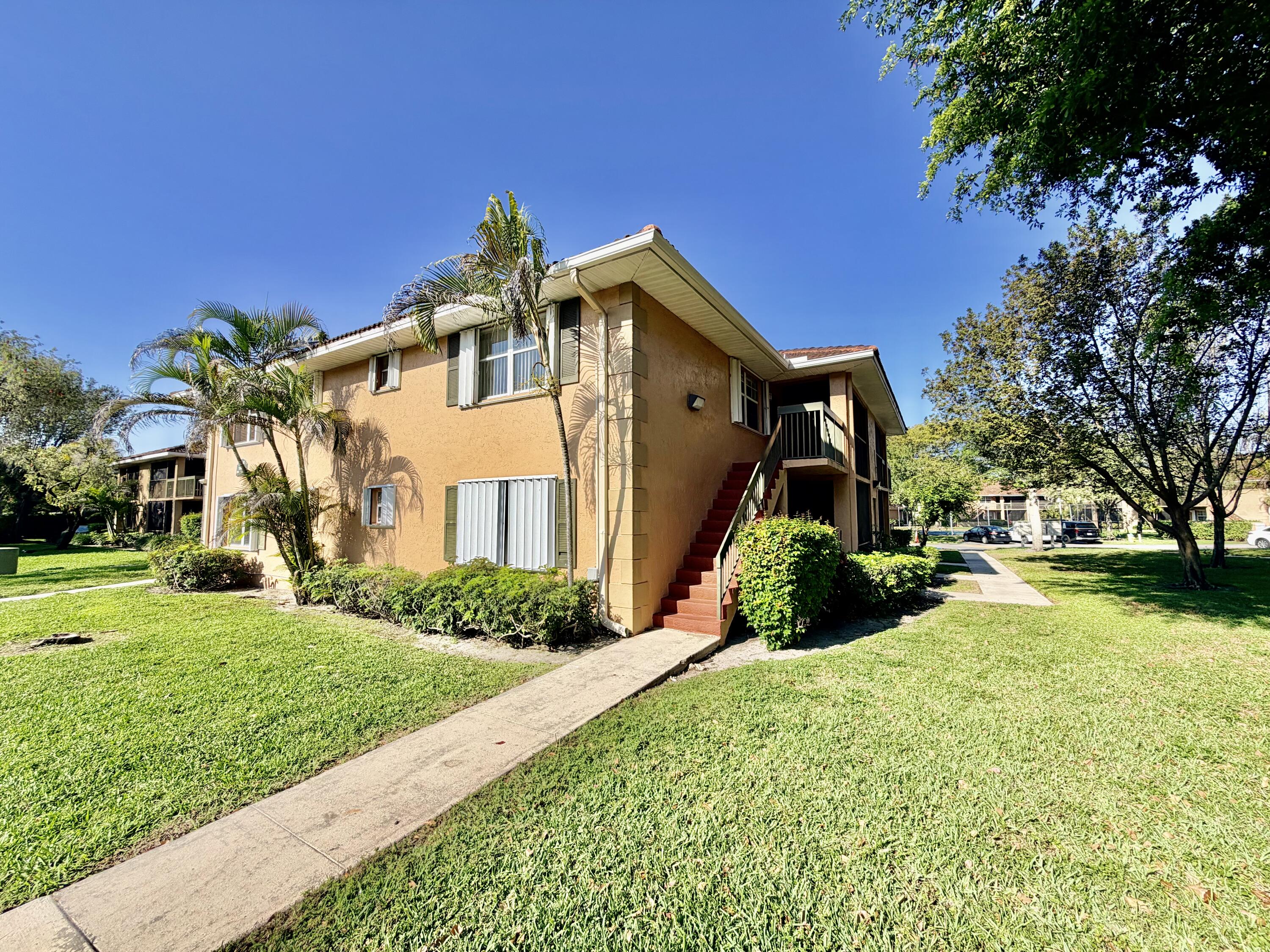 En Venta 741 NW 104TH Avenue 203, Pembroke Pines, FL 33026, Pembroke Pines, FL 33026