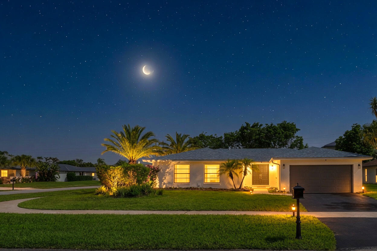 Foto de propiedad en 4854 ACORN Drive, Boca Raton, FL 33487 Boca Raton con MLS# 