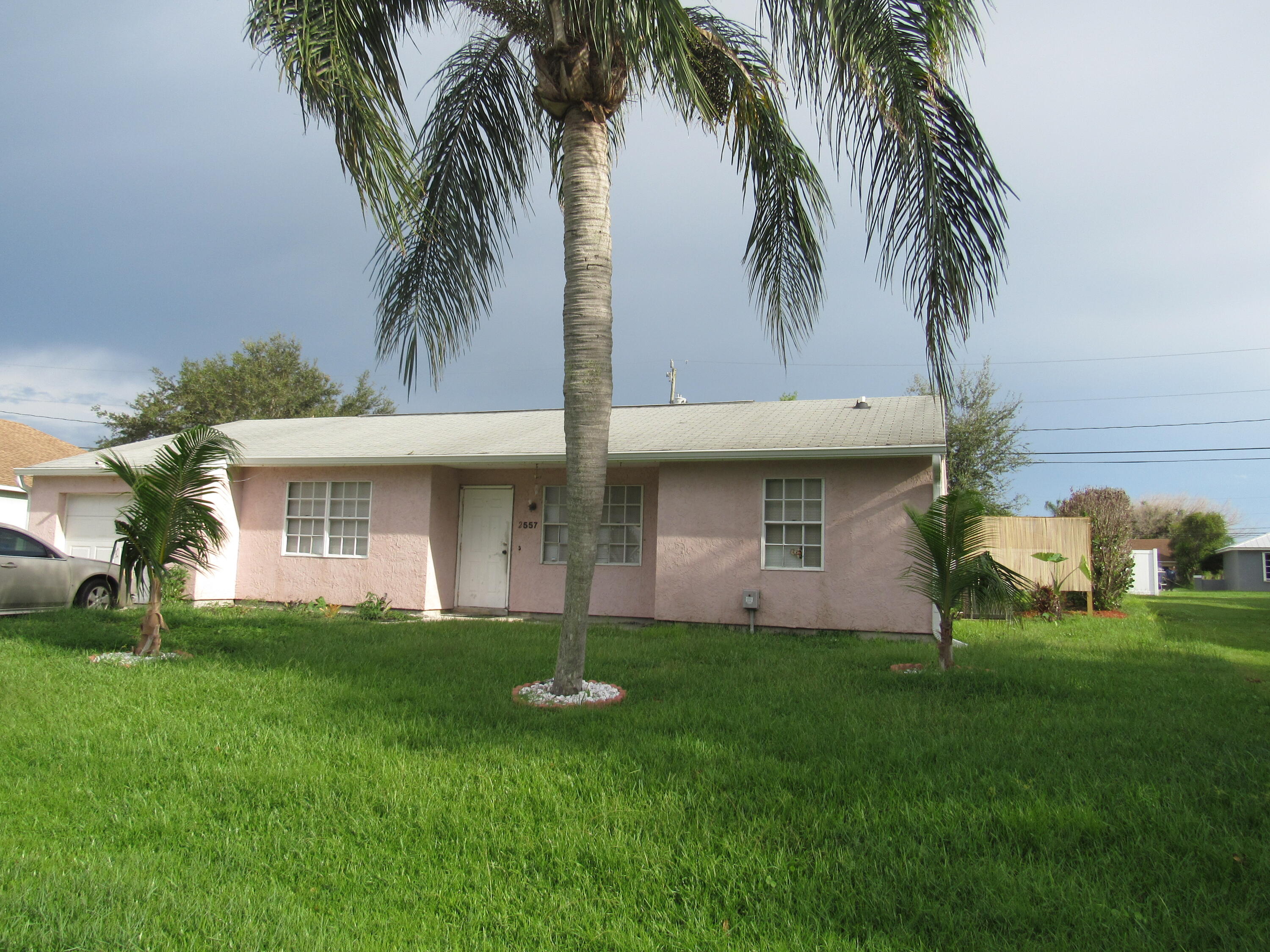 Vendido 2557 SE ROBIN Circle, Port St. Lucie, FL 34952, Port St. Lucie, FL 34952