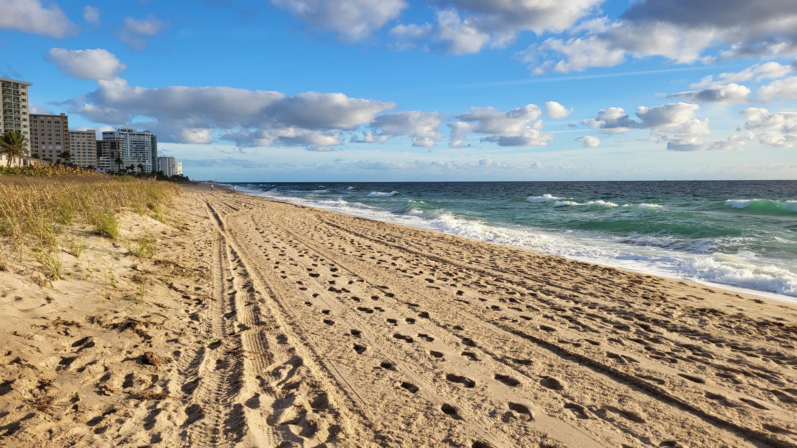 Foto de propiedad en 5200 N Ocean Boulevard 615, Lauderdale-By-The-Sea, FL 33308 Lauderdale-By-The-Sea con MLS# 