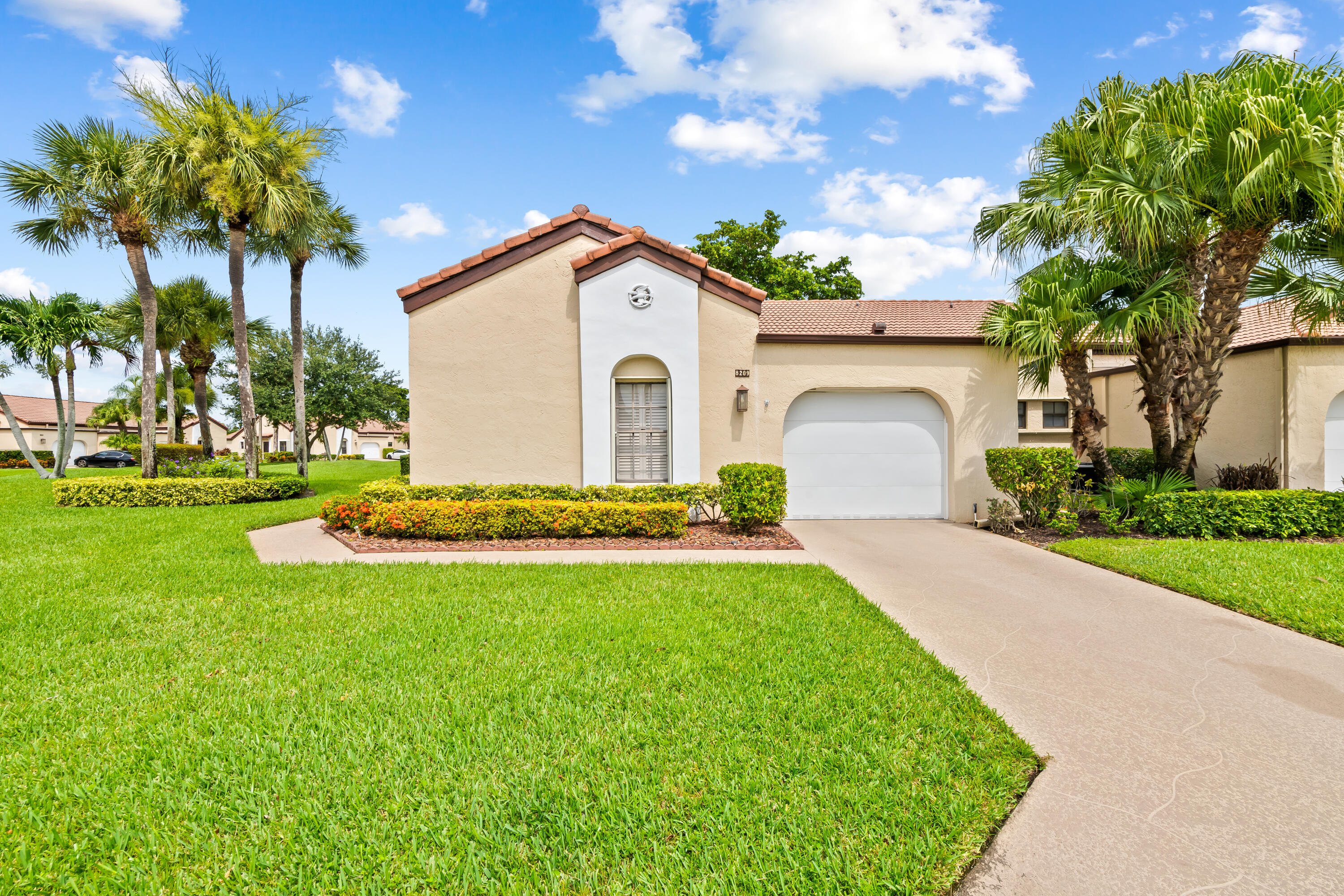 Foto de propiedad en 8209 WATERLINE Drive, Boynton Beach, FL 33472 Boynton Beach con MLS# 