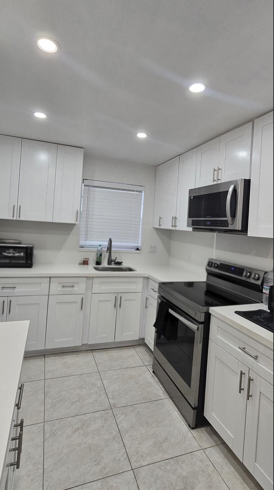 Foto de propiedad en 603 S State Road 7 1E, Margate, FL 33068 Margate con MLS# 