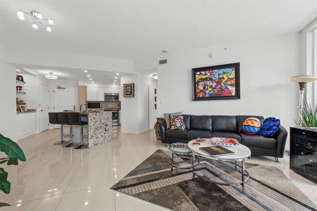 Foto de propiedad en 347 N New River Drive E 310, Fort Lauderdale, FL 33301 Fort Lauderdale con MLS# 