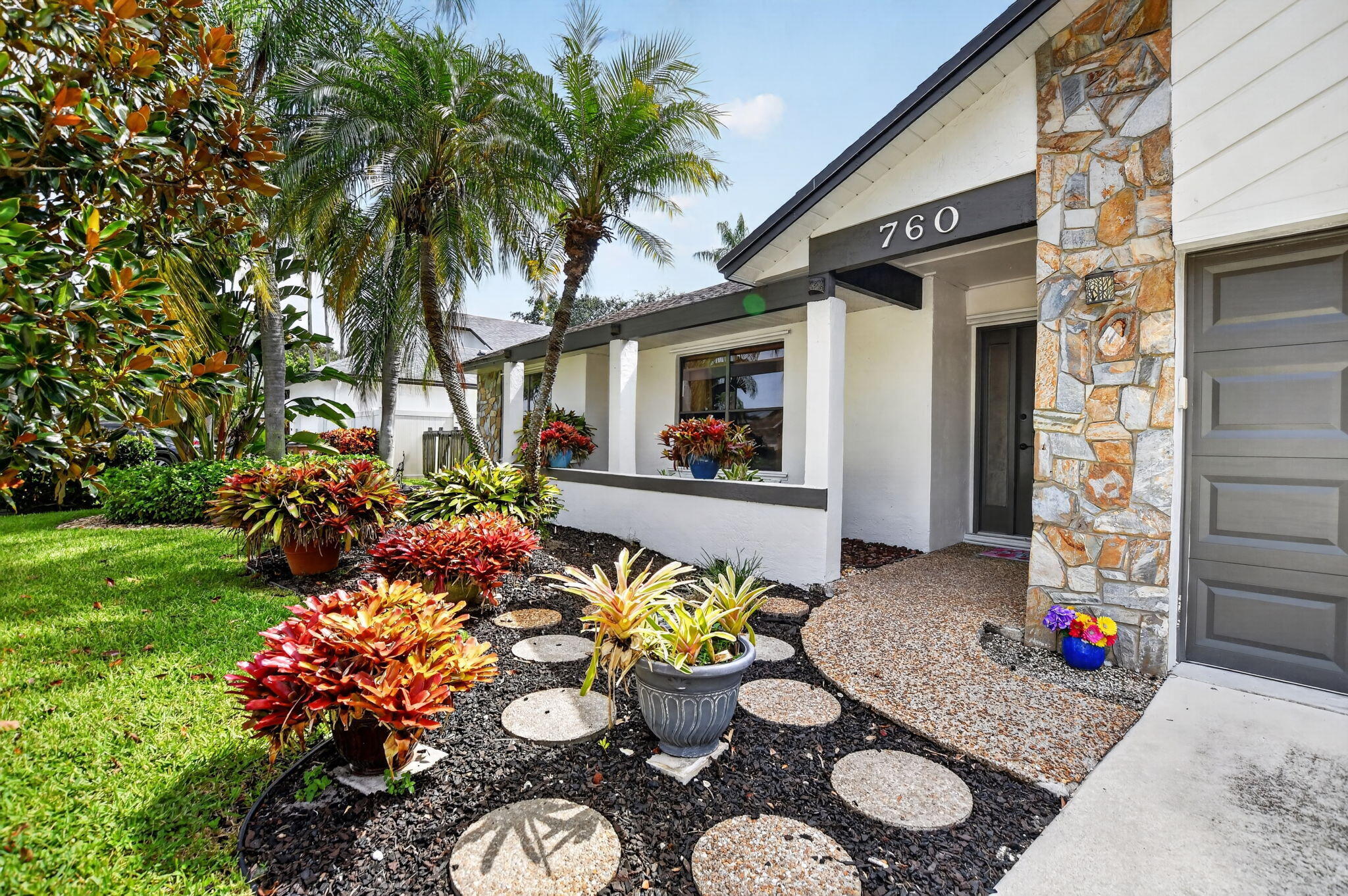 Foto de propiedad en 760 NW 41st Terrace, Deerfield Beach, FL 33442 Deerfield Beach con MLS# 