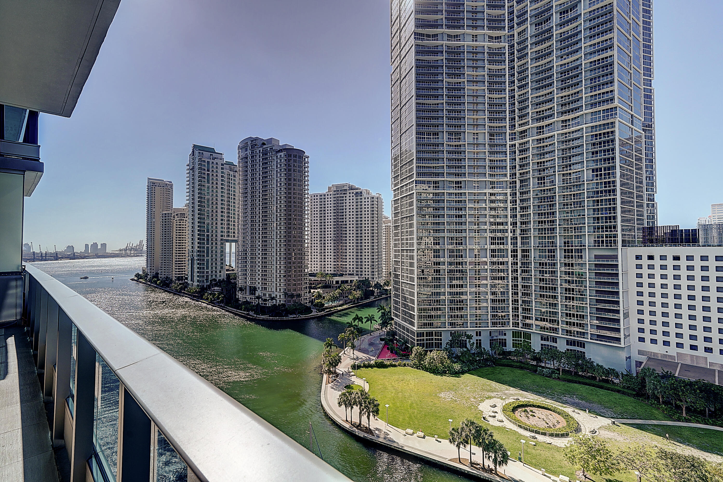 Alquilada 200 Biscayne Blvd Way 1408, Miami, FL 33131, Miami, FL 33131
