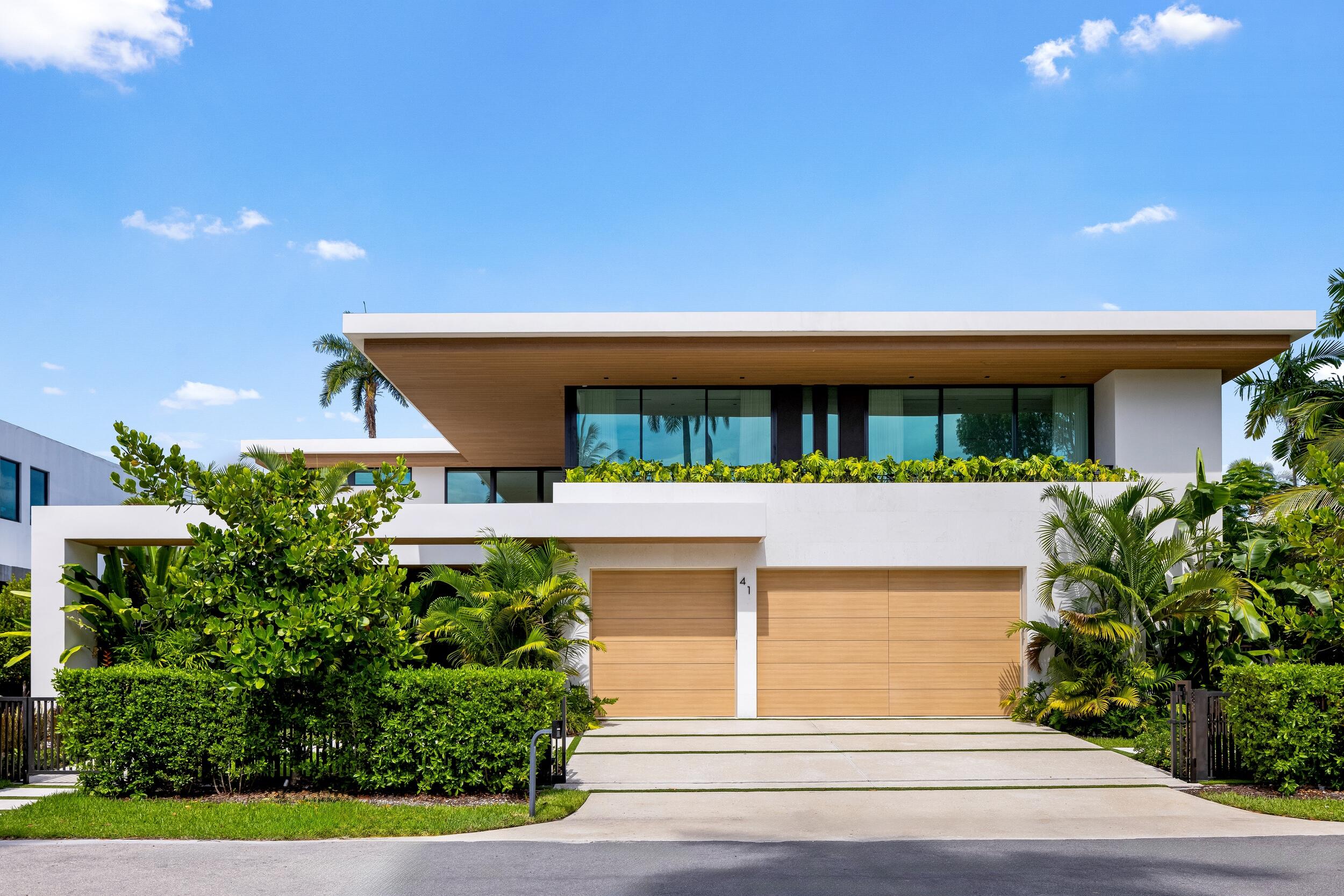 Foto de propiedad en 41 NURMI Drive, Fort Lauderdale, FL 33301 Fort Lauderdale con MLS# 
