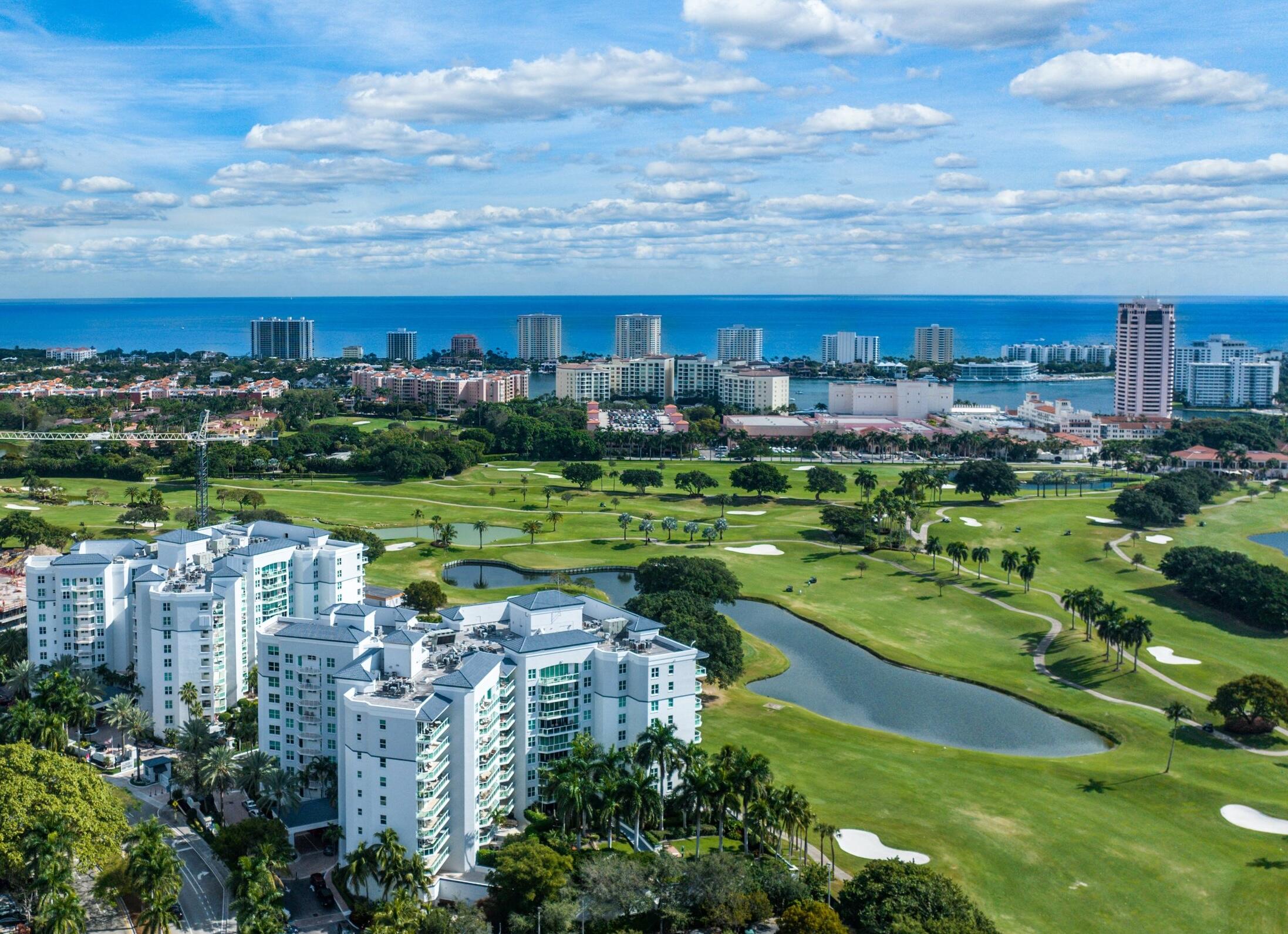 Foto de propiedad en 500 SE MIZNER Boulevard A802, Boca Raton, FL 33432 Boca Raton con MLS# 