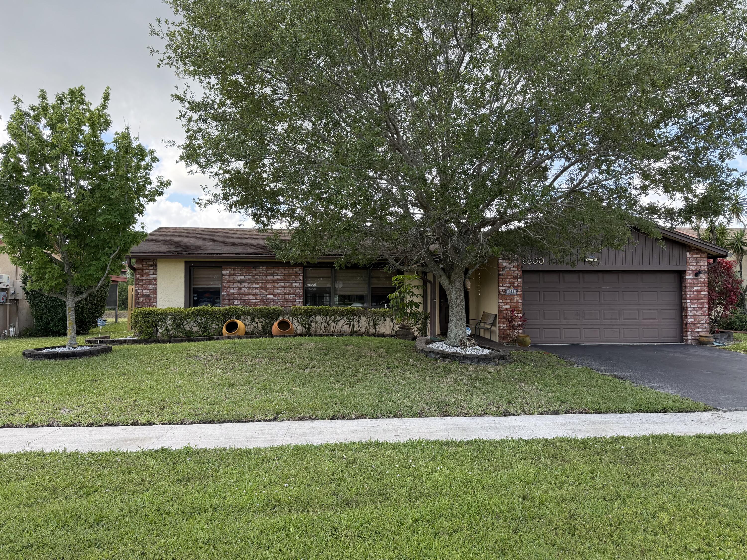 En Venta 9500 NW 31ST Place, Sunrise, FL 33351, Sunrise, FL 33351