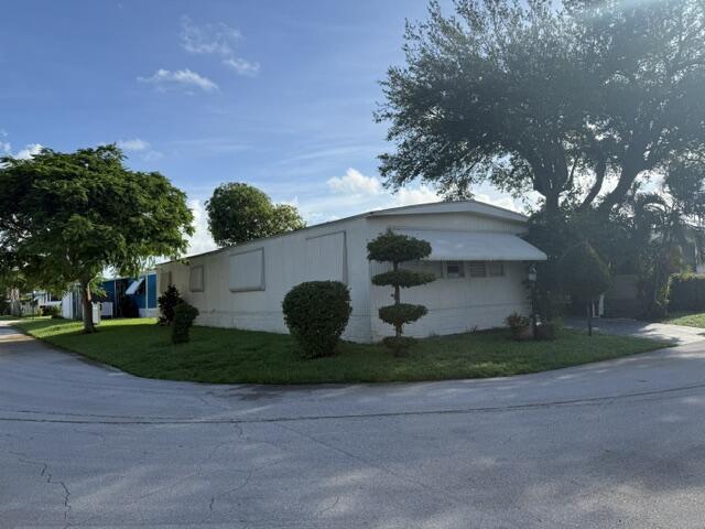 Foto de propiedad en 1817 DOLPHIN Place, Deerfield Beach, FL 33442 Deerfield Beach con MLS# 