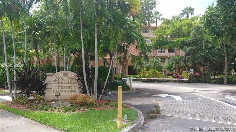 Foto de propiedad en 7451 NW 16th Street 104, Plantation, FL 33313 Plantation con MLS# 