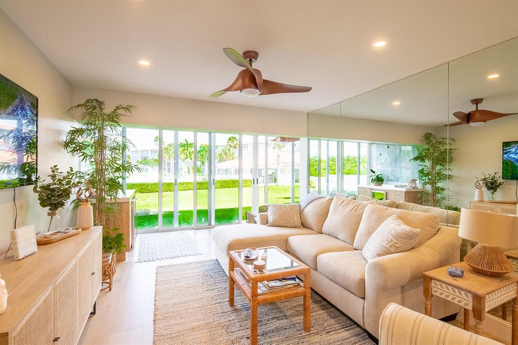 Foto de propiedad en 101 NE 19th Avenue Unit 126, Deerfield Beach, FL 33441 Deerfield Beach con MLS# 
