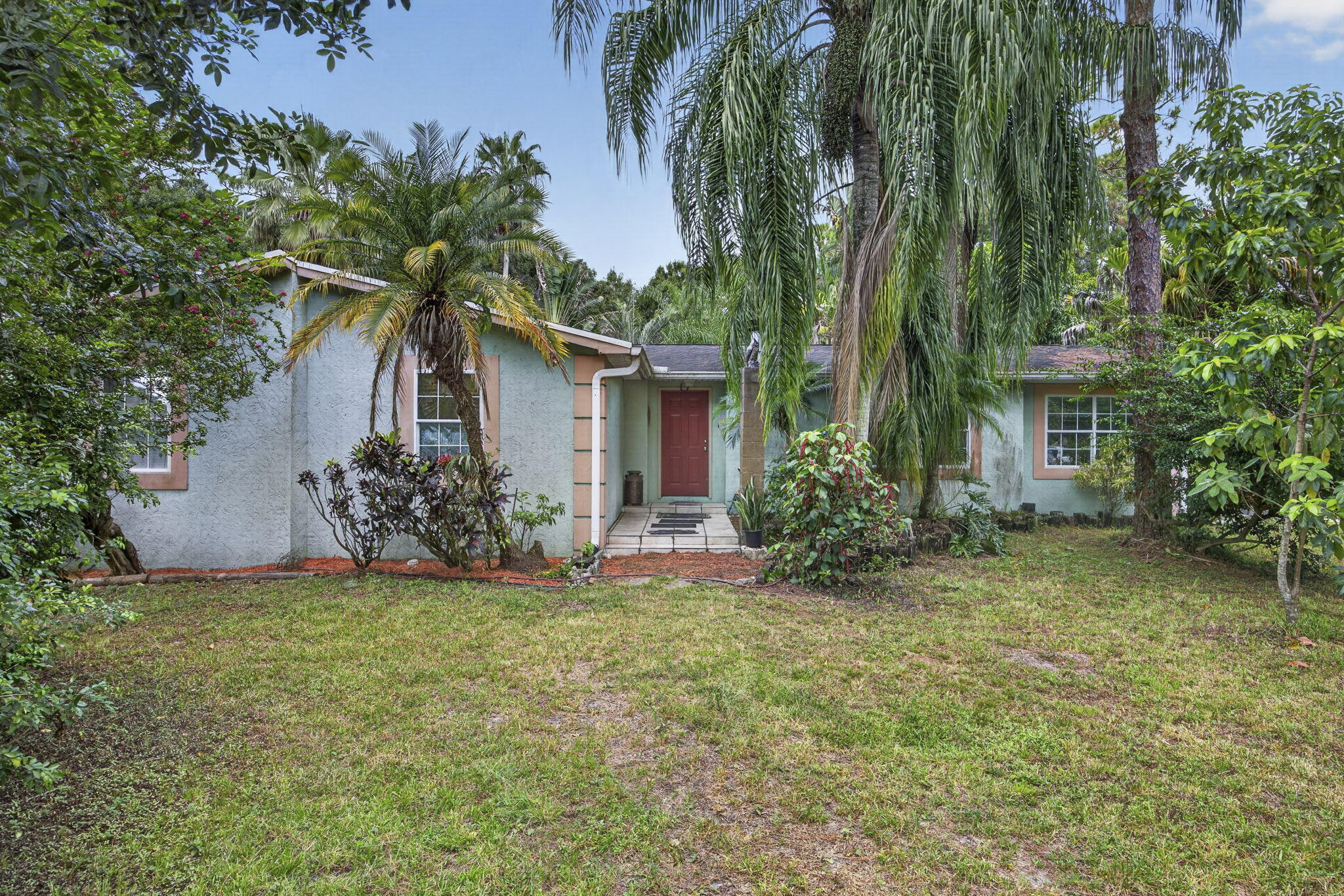 Foto de propiedad en 15182 Steffen Lane, Loxahatchee Groves, FL 33470 Loxahatchee Groves con MLS# 