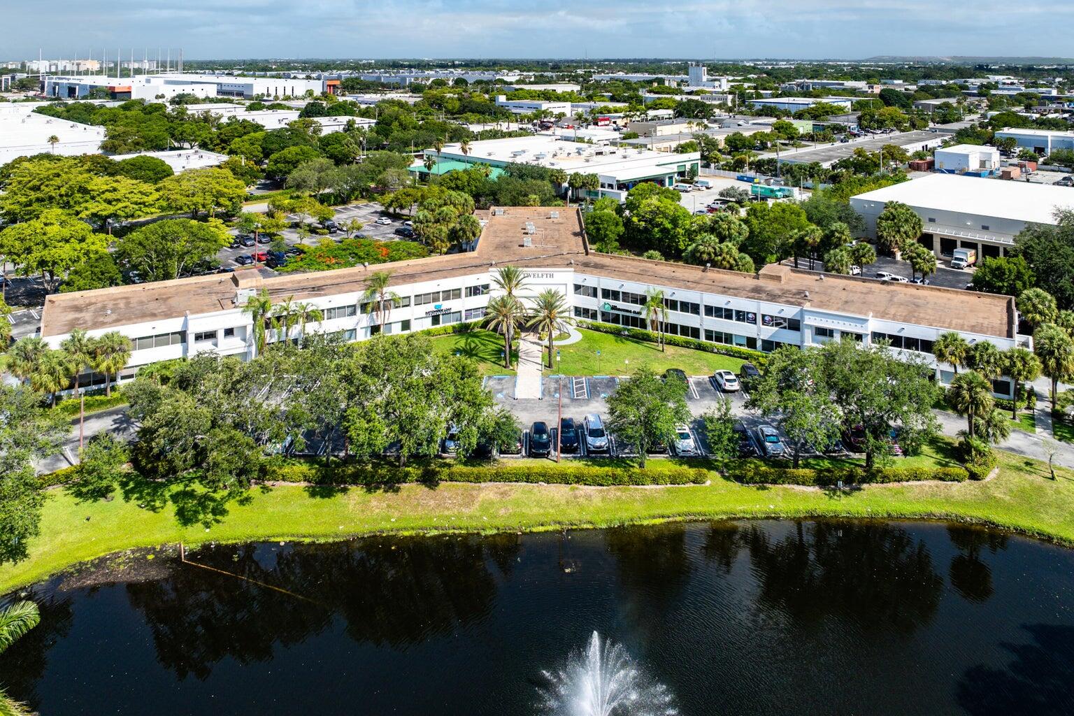En Renta 555 SW 12TH Avenue 205, Pompano Beach, FL 33069, Pompano Beach, FL 33069
