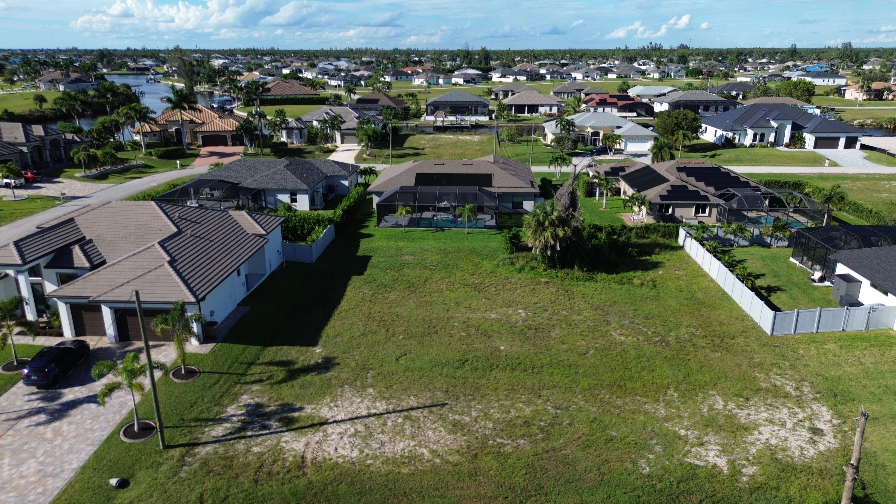 En Venta 3437 NW 18th Street, Cape Coral, FL 33993, Cape Coral, FL 33993