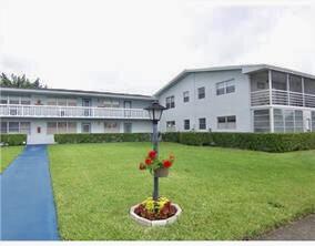 Foto de propiedad en 138 FARNHAM F N 138, Deerfield Beach, FL 33442 Deerfield Beach con MLS# 