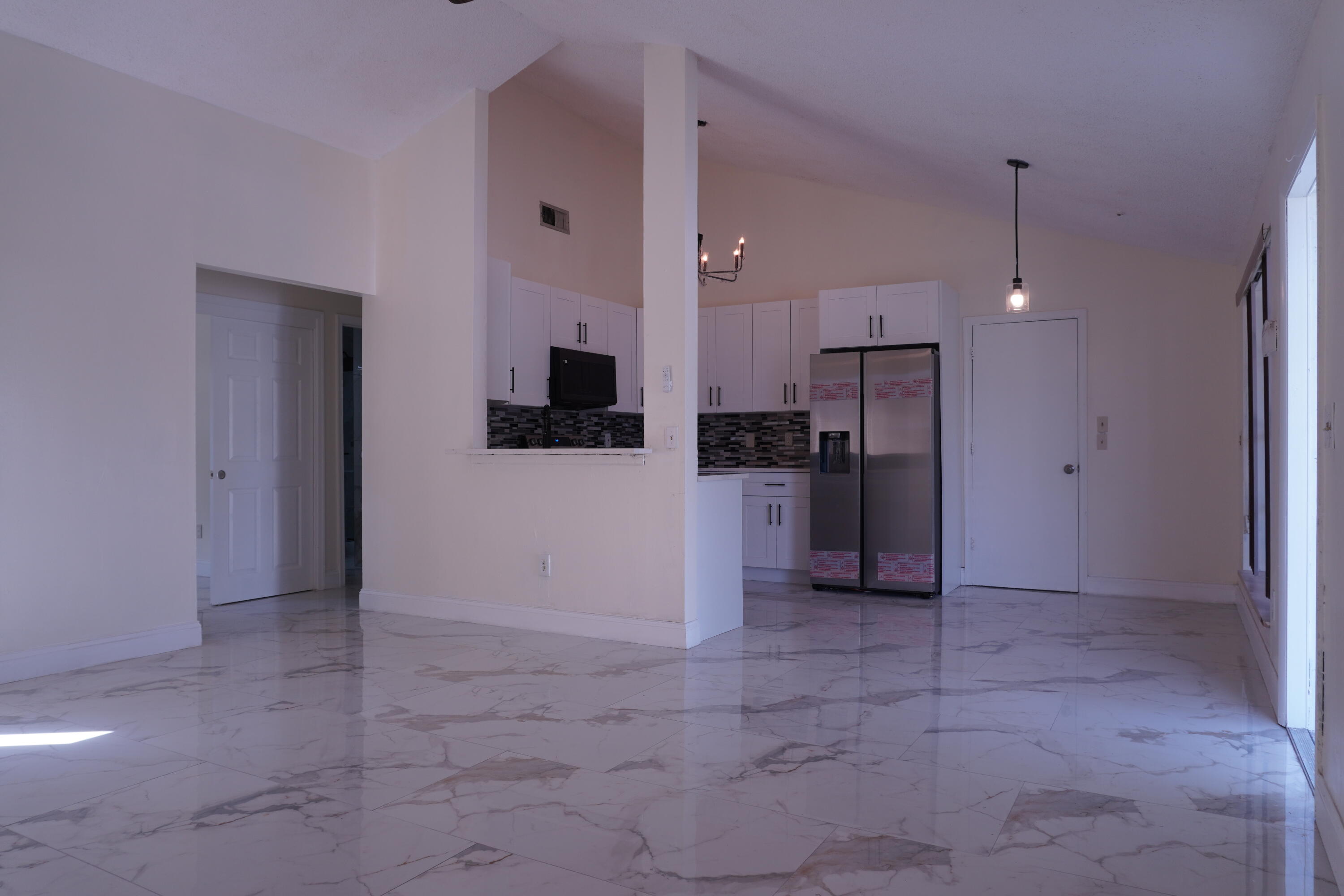 Foto de propiedad en 1792 SW 84TH Avenue, Miramar, FL 33025 Miramar con MLS# 