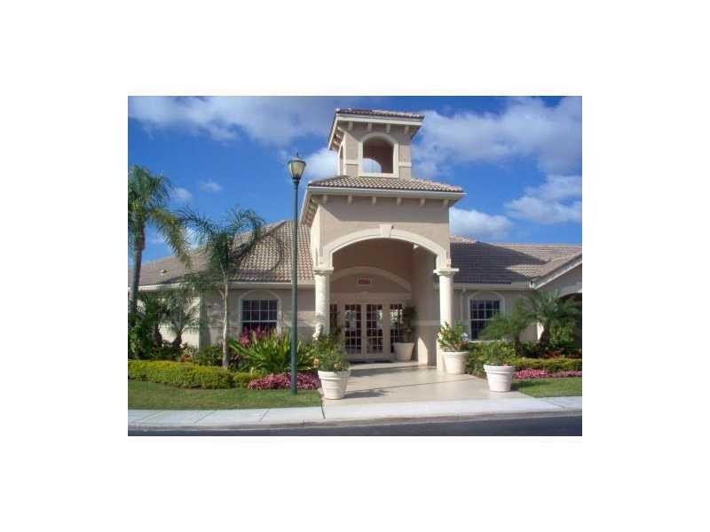 Foto de propiedad en 5055 WILES Road 201, Coconut Creek, FL 33073 Coconut Creek con MLS# 
