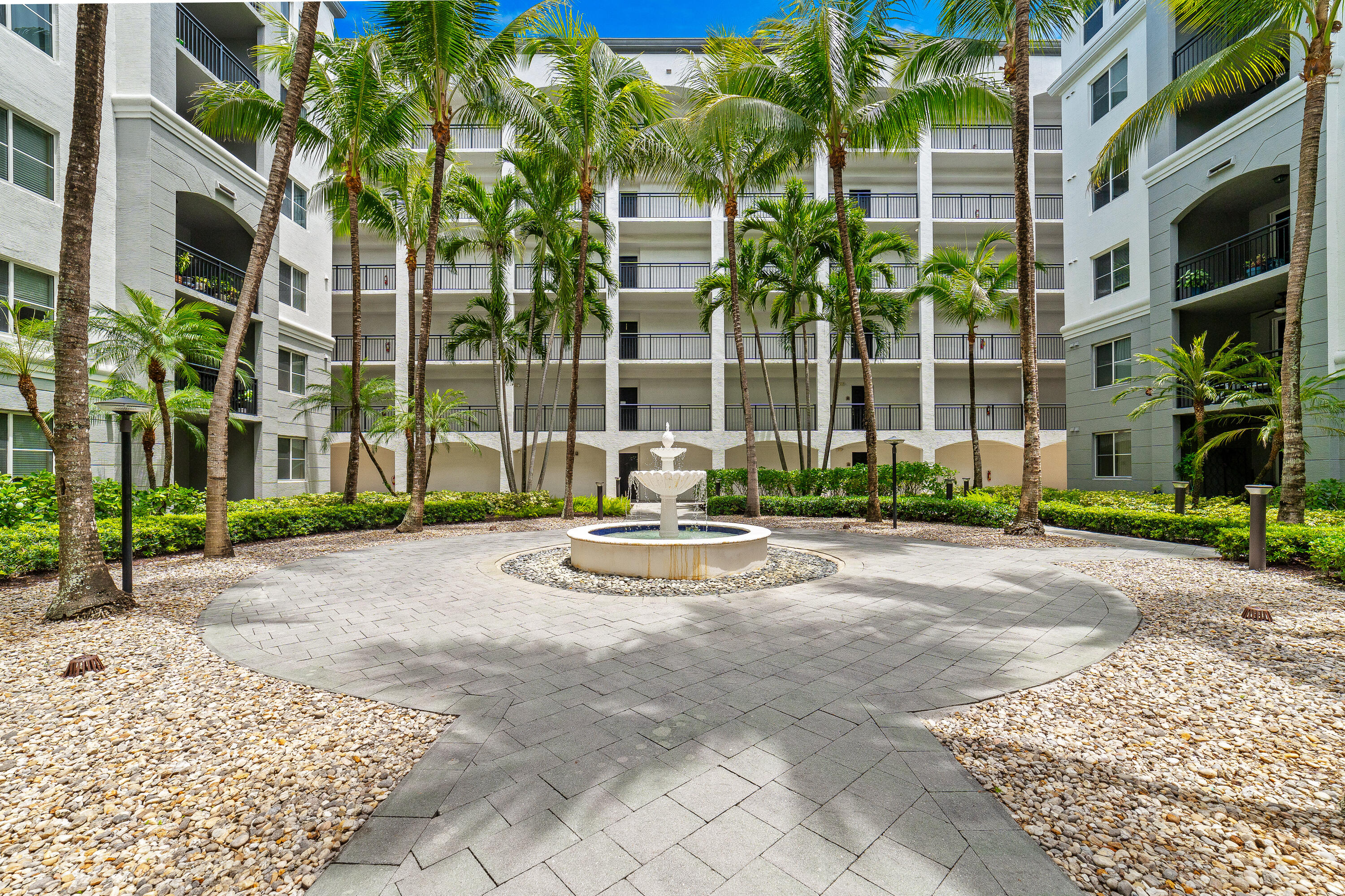 Foto de propiedad en 1660 Renaissance Commons Boulevard 2301, Boynton Beach, FL 33426 Boynton Beach con MLS# 
